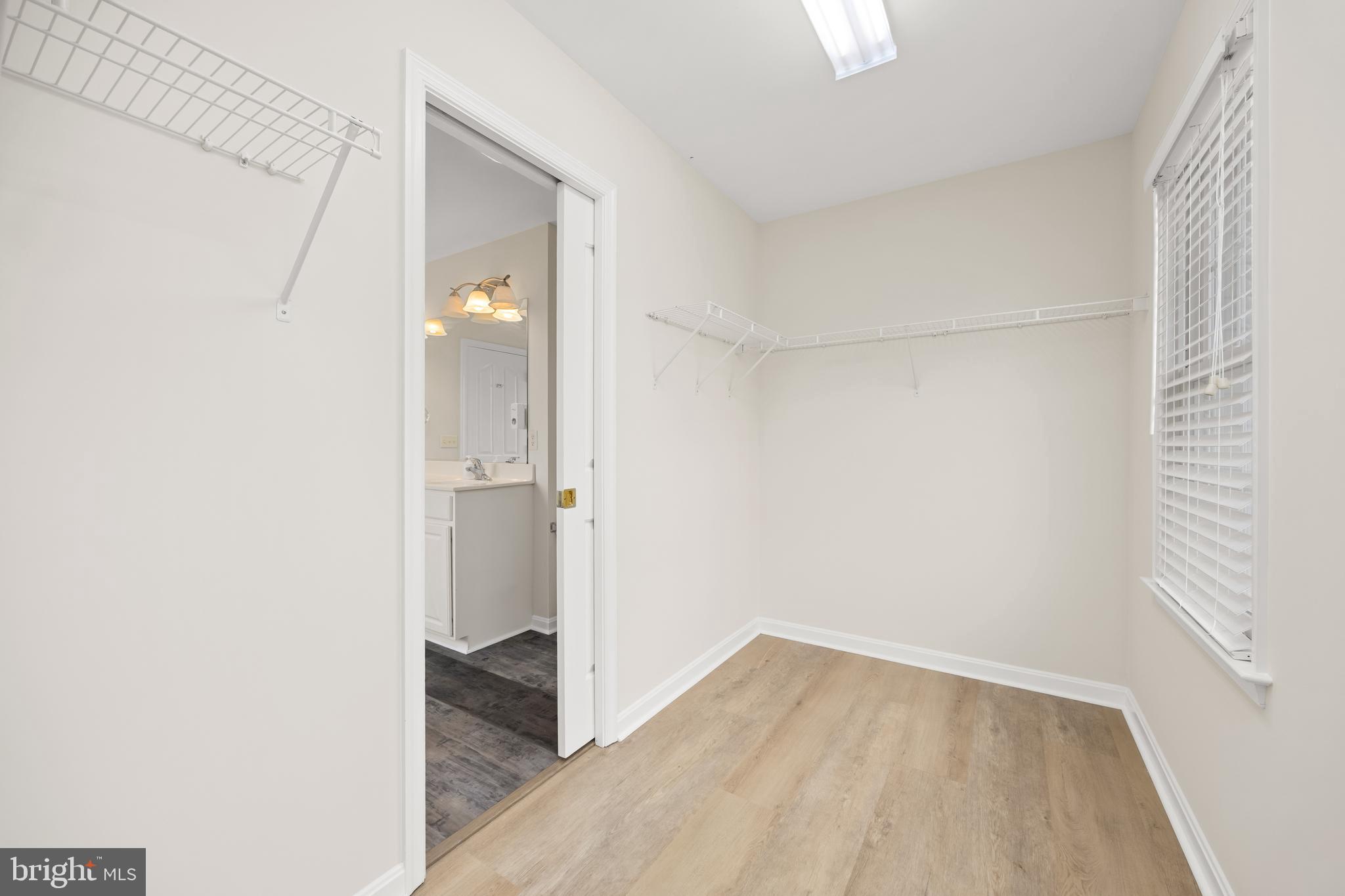 SLEEPY HOLLOW - Residential