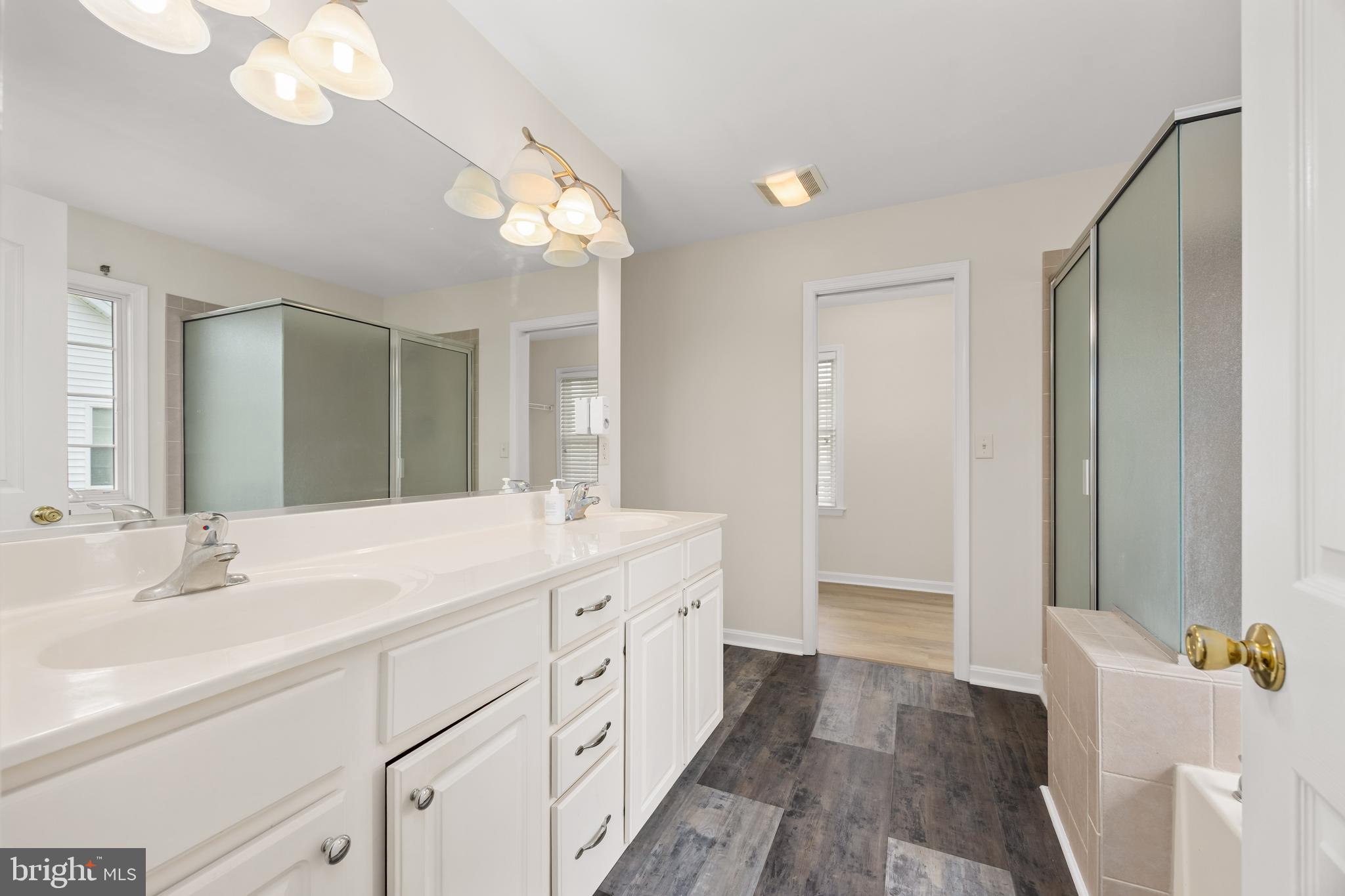 SLEEPY HOLLOW - Residential