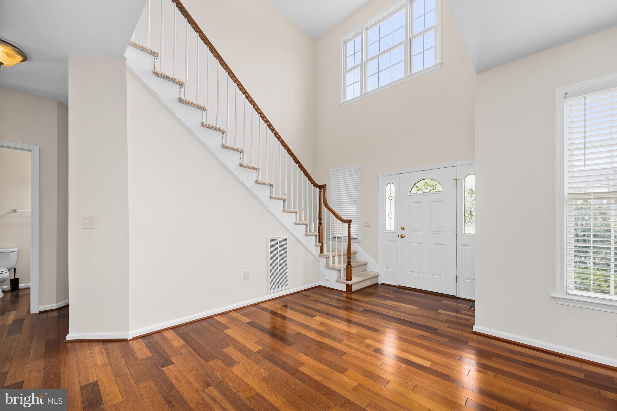 SLEEPY HOLLOW - Residential