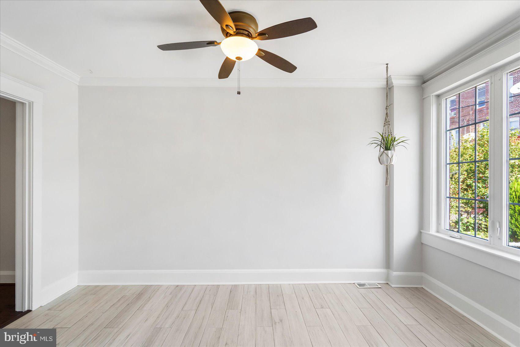 GREEKTOWN - Residential Lease