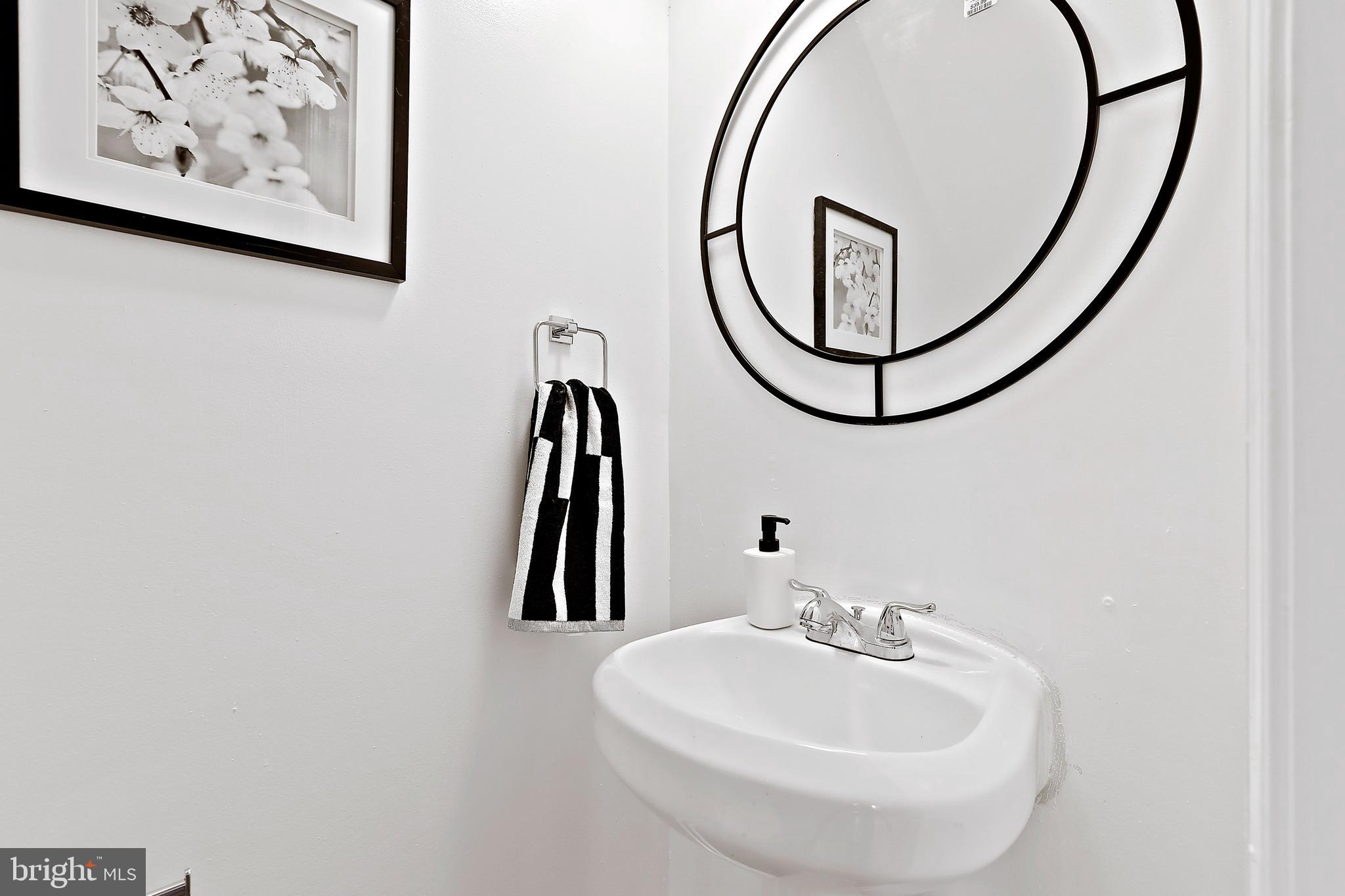 HIGHLAND AT LANDOVER STATION - Residential