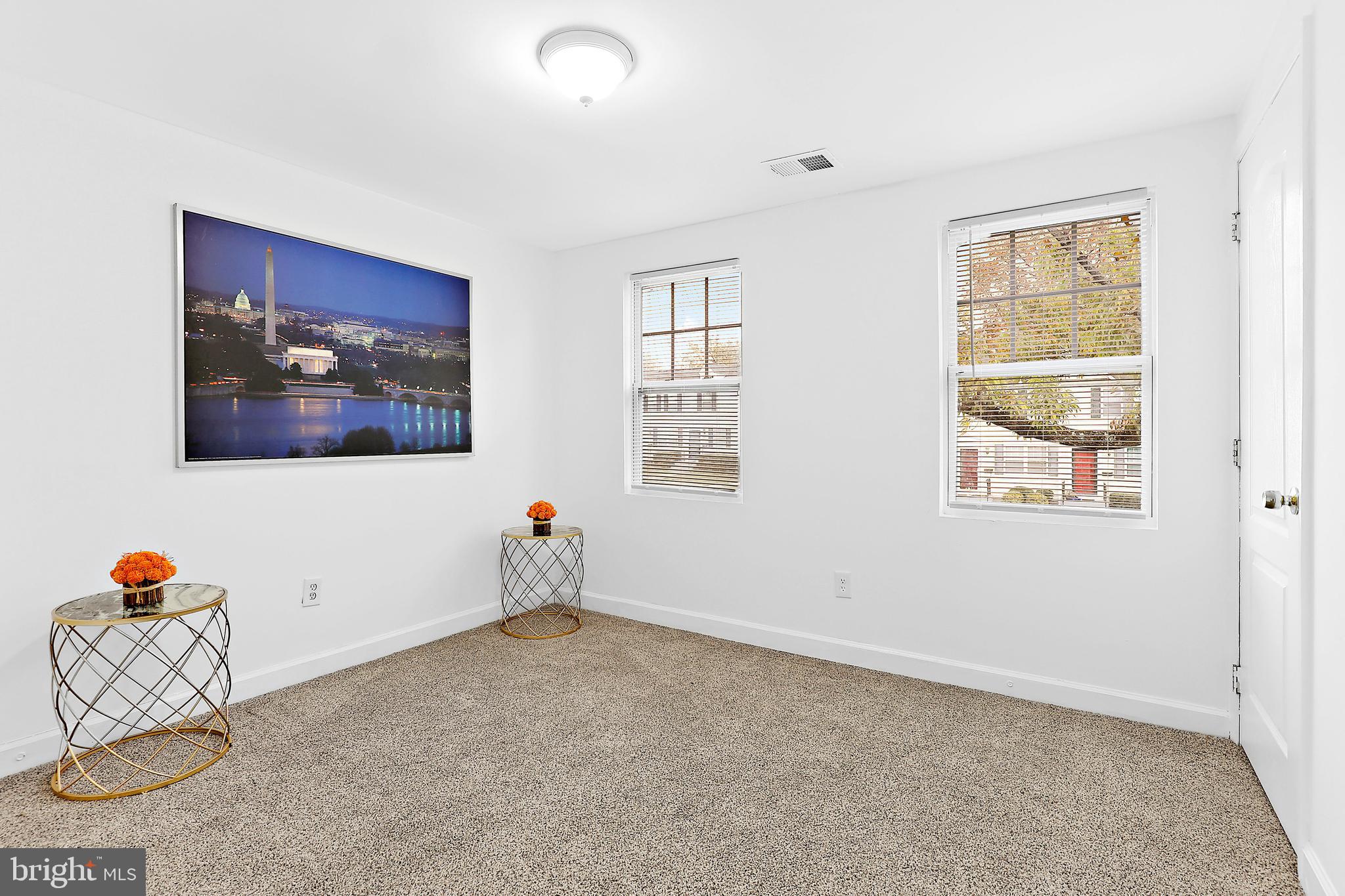 HIGHLAND AT LANDOVER STATION - Residential