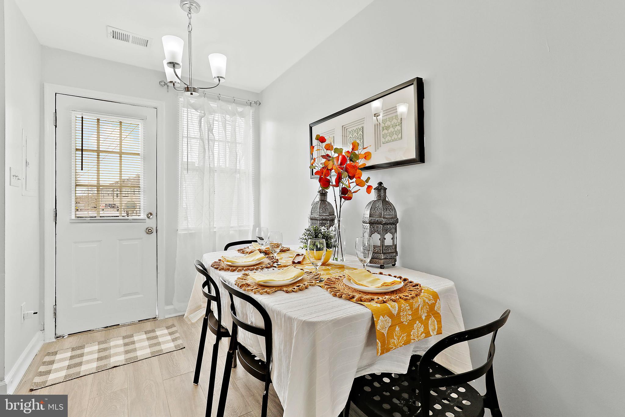 HIGHLAND AT LANDOVER STATION - Residential