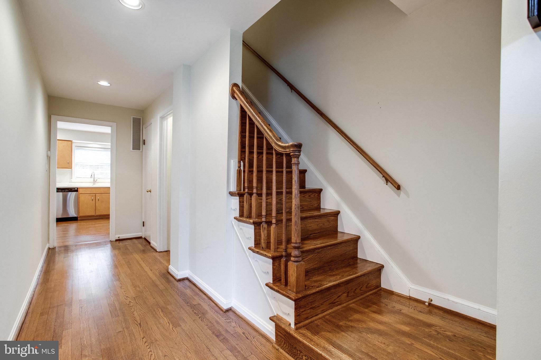 STONELEIGH - Residential