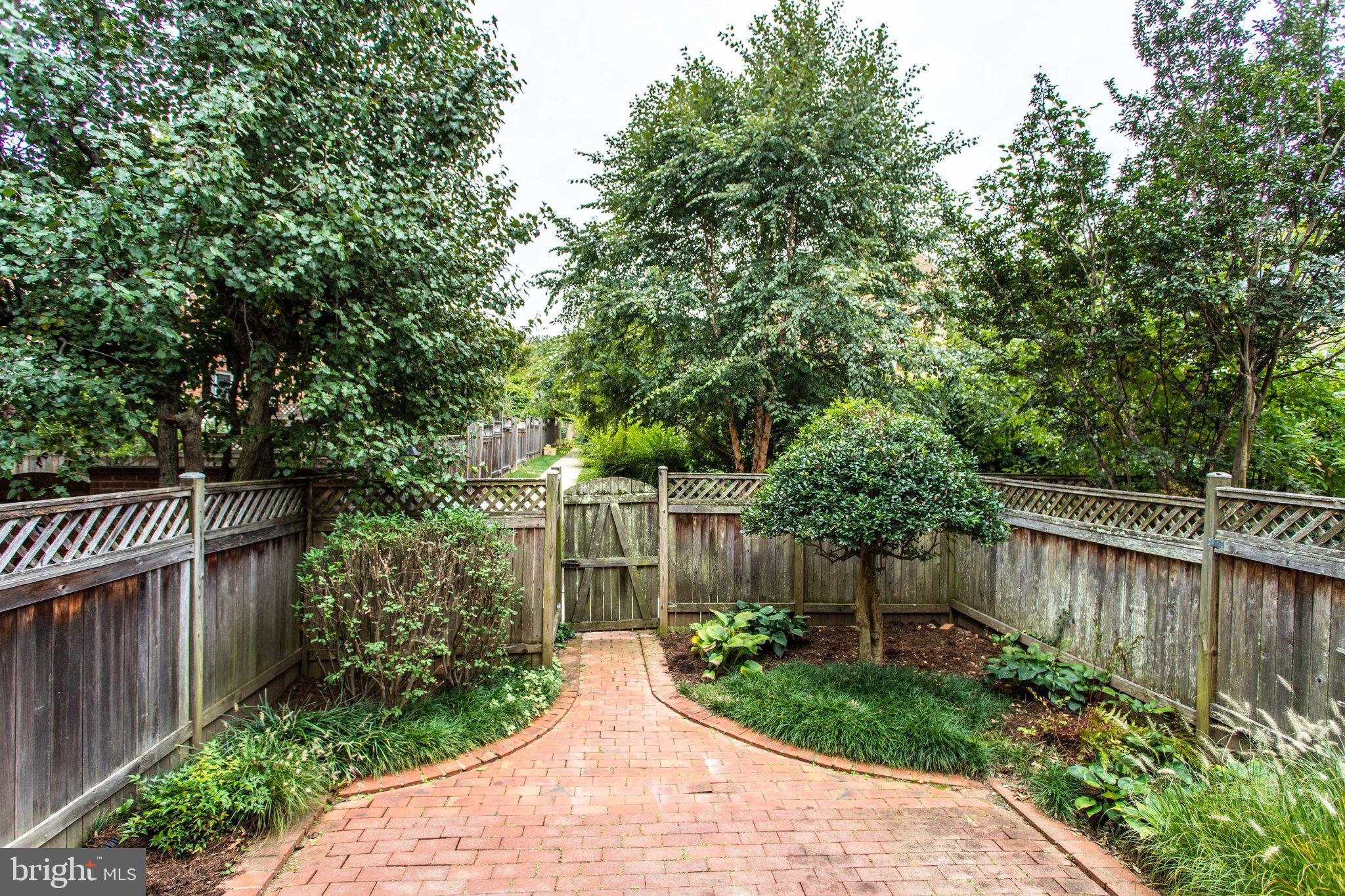 STONELEIGH - Residential