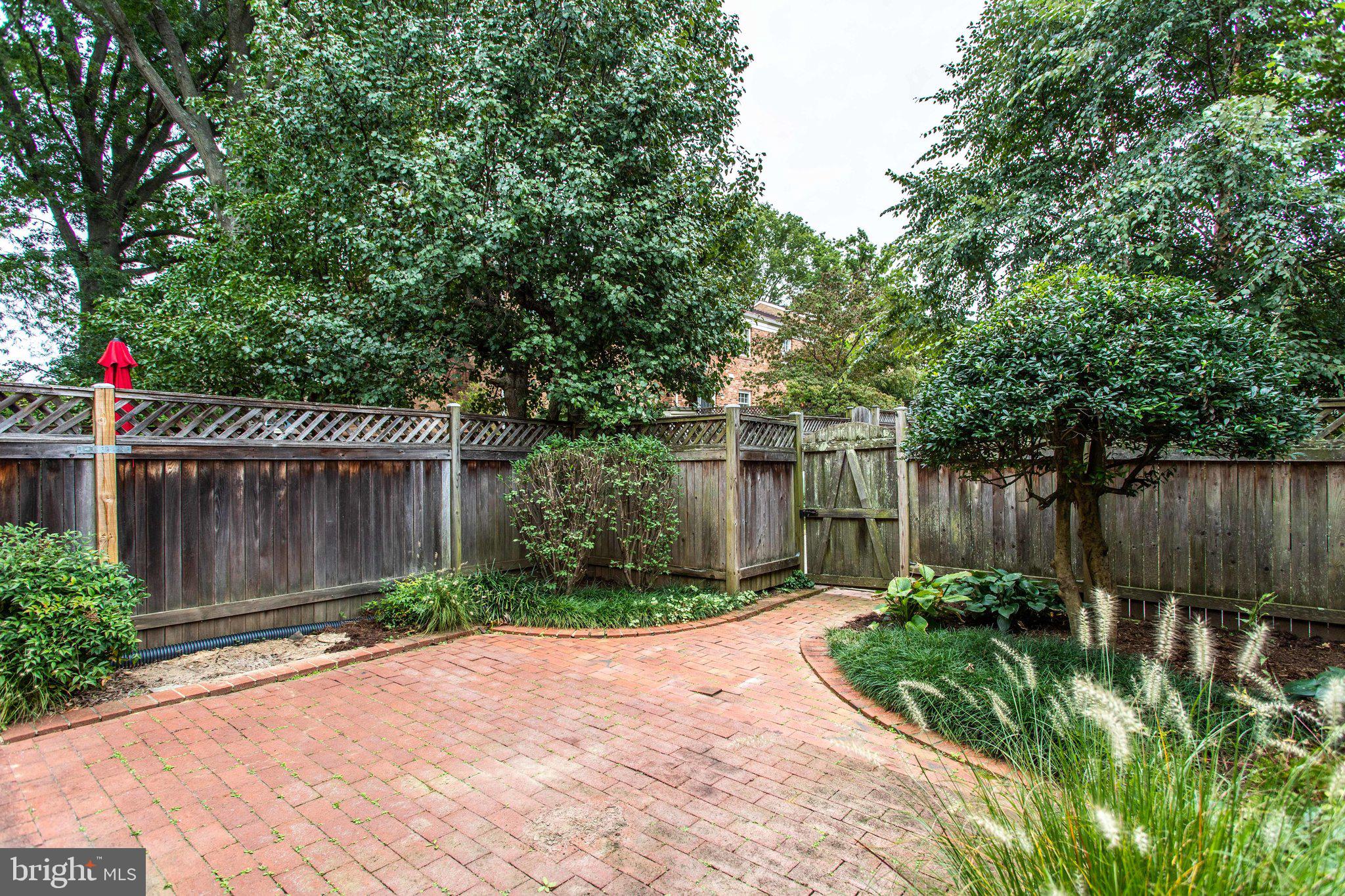 STONELEIGH - Residential