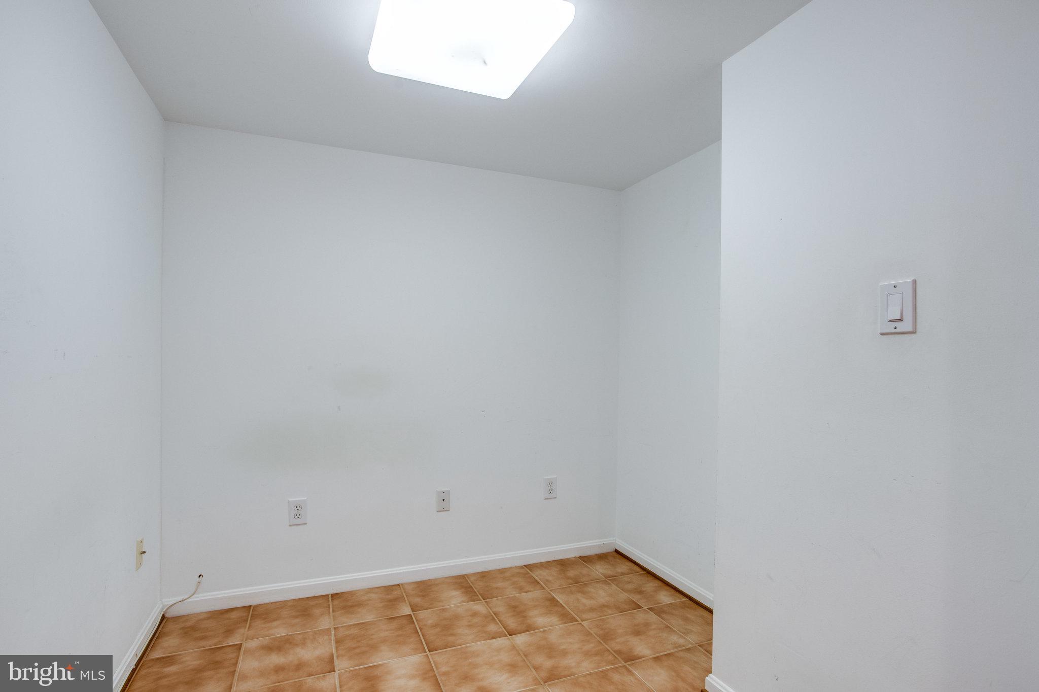 STONELEIGH - Residential