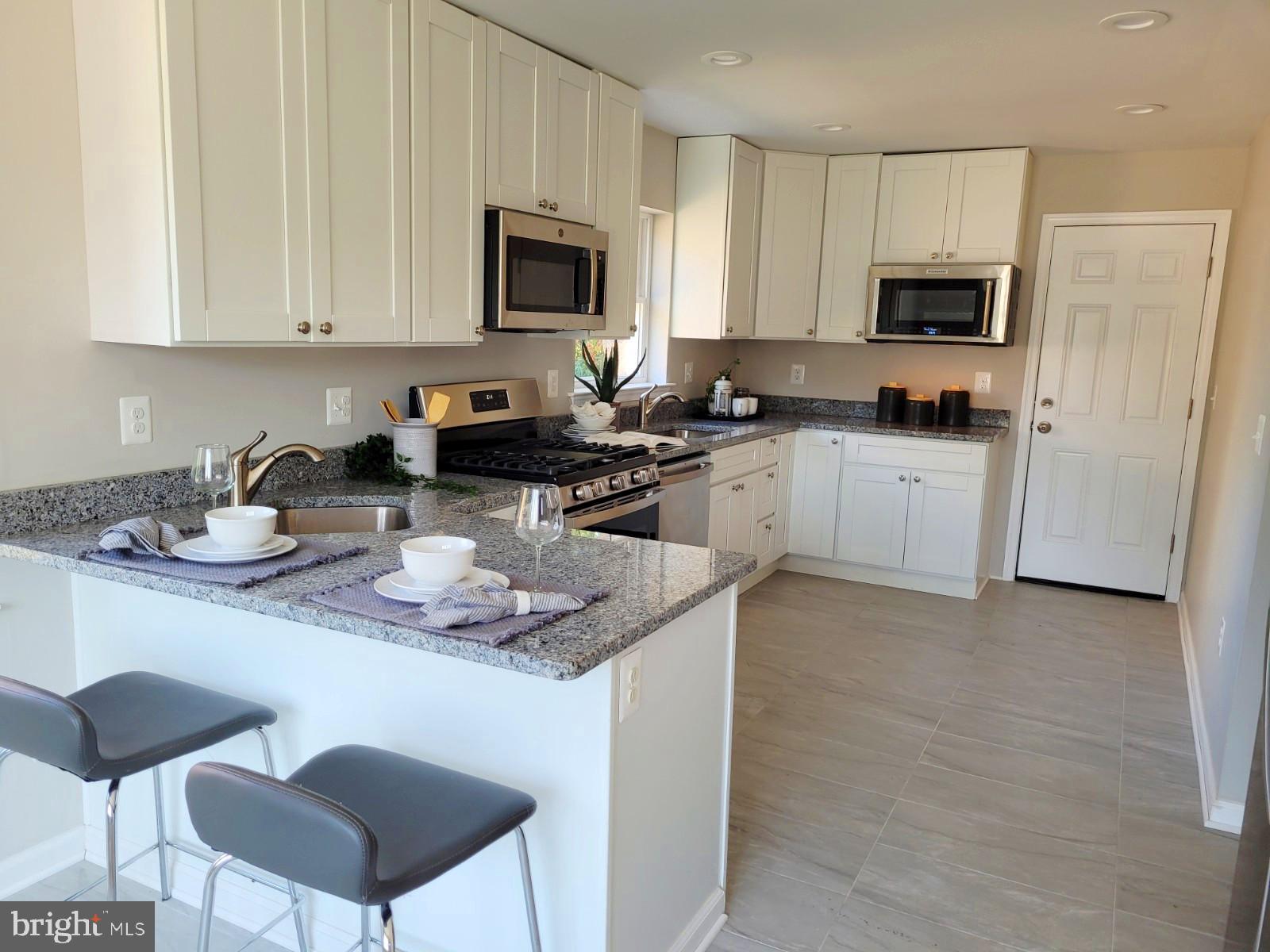 CROSS COUNTRY - Residential