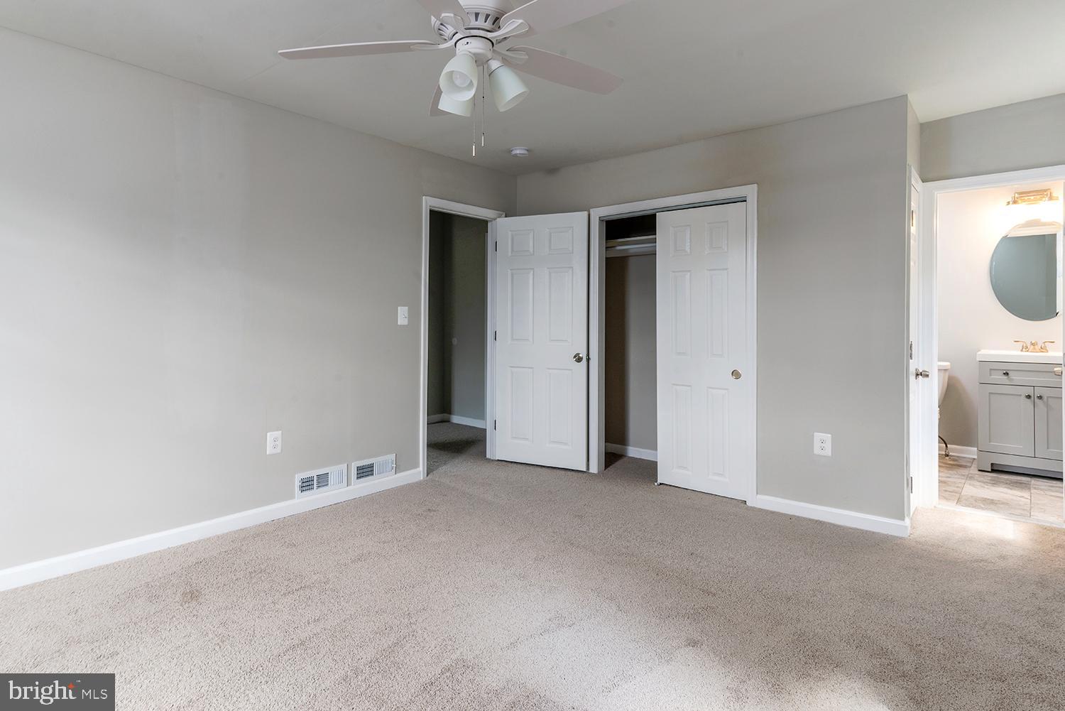 CROSS COUNTRY - Residential