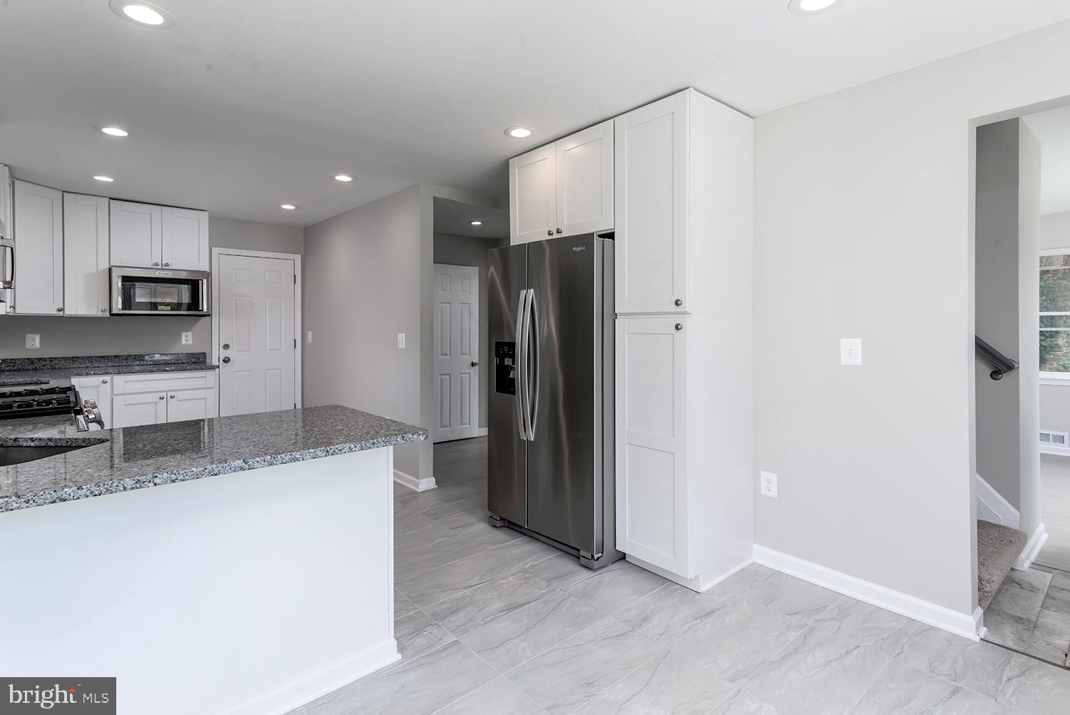 CROSS COUNTRY - Residential