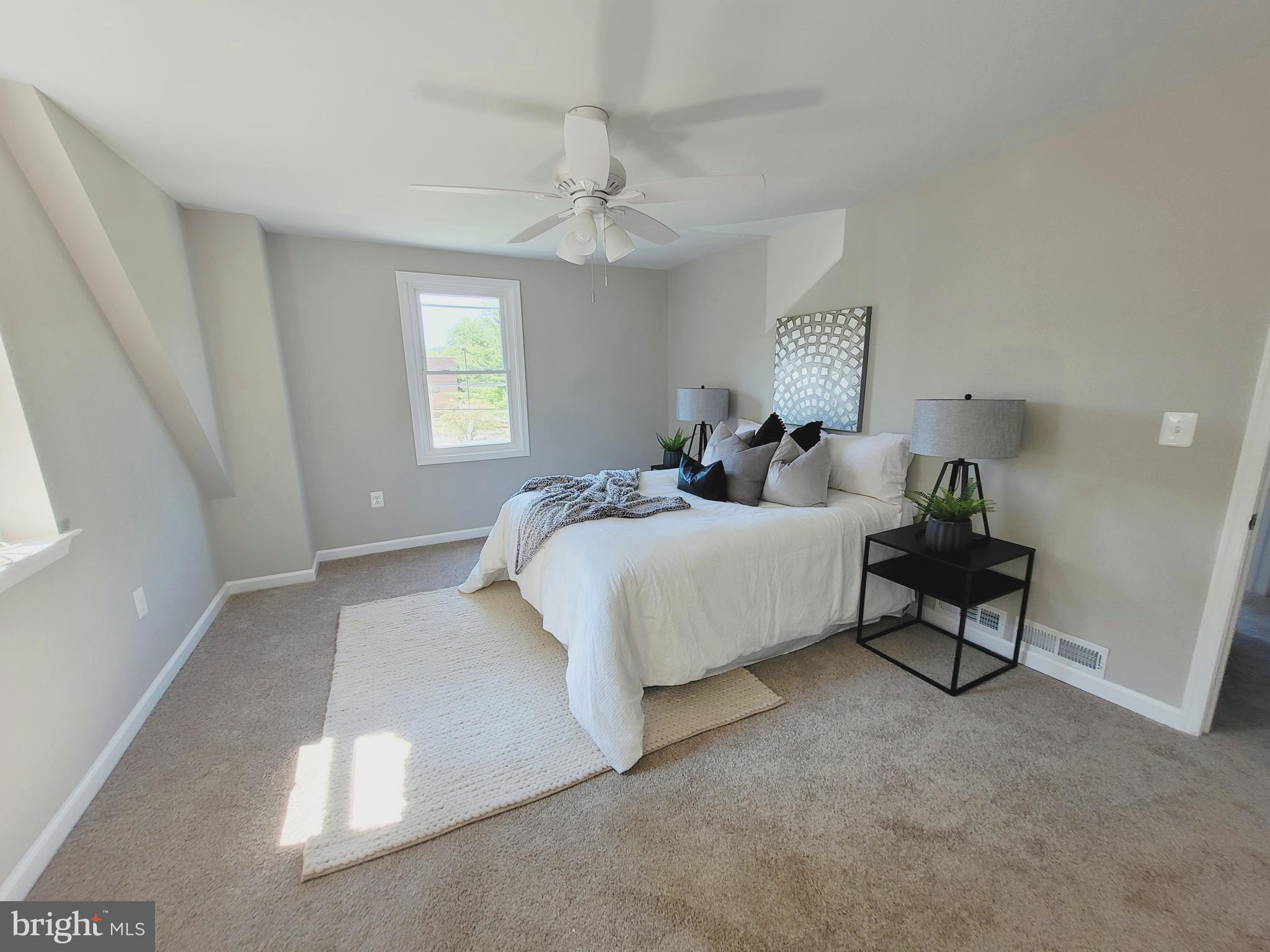 CROSS COUNTRY - Residential