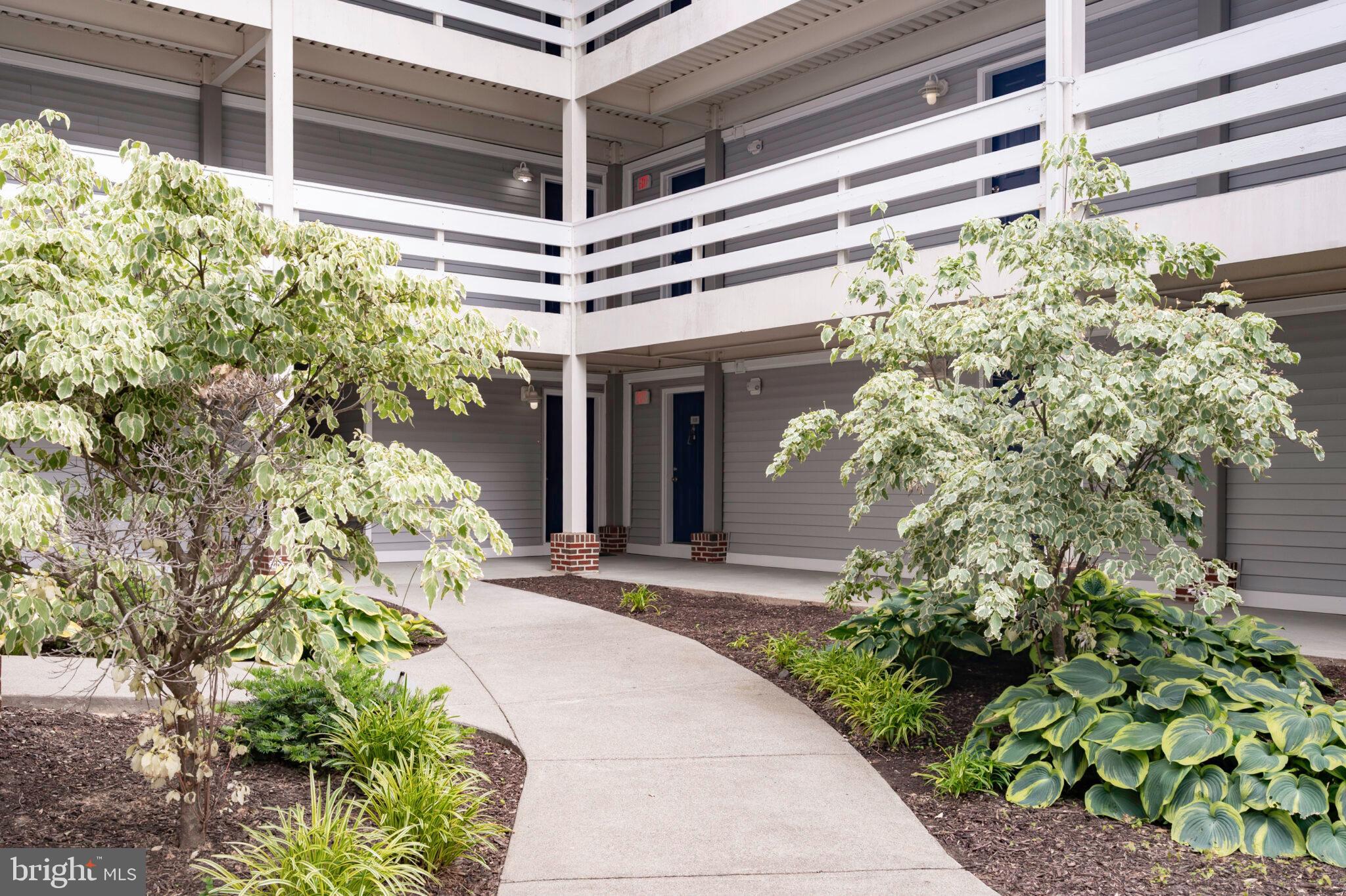 10300 APPALACHIAN CIRCLE 7-108