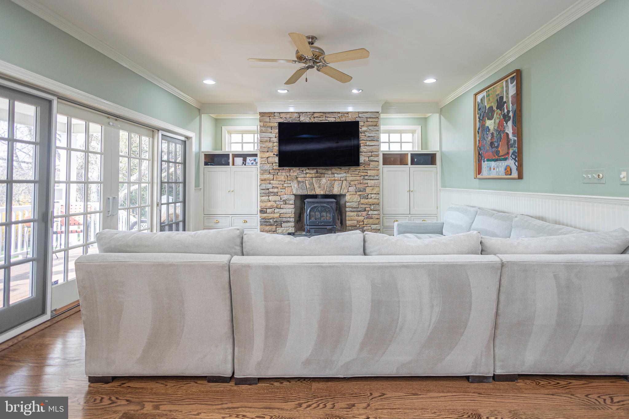 TAMARACK FARM - Residential