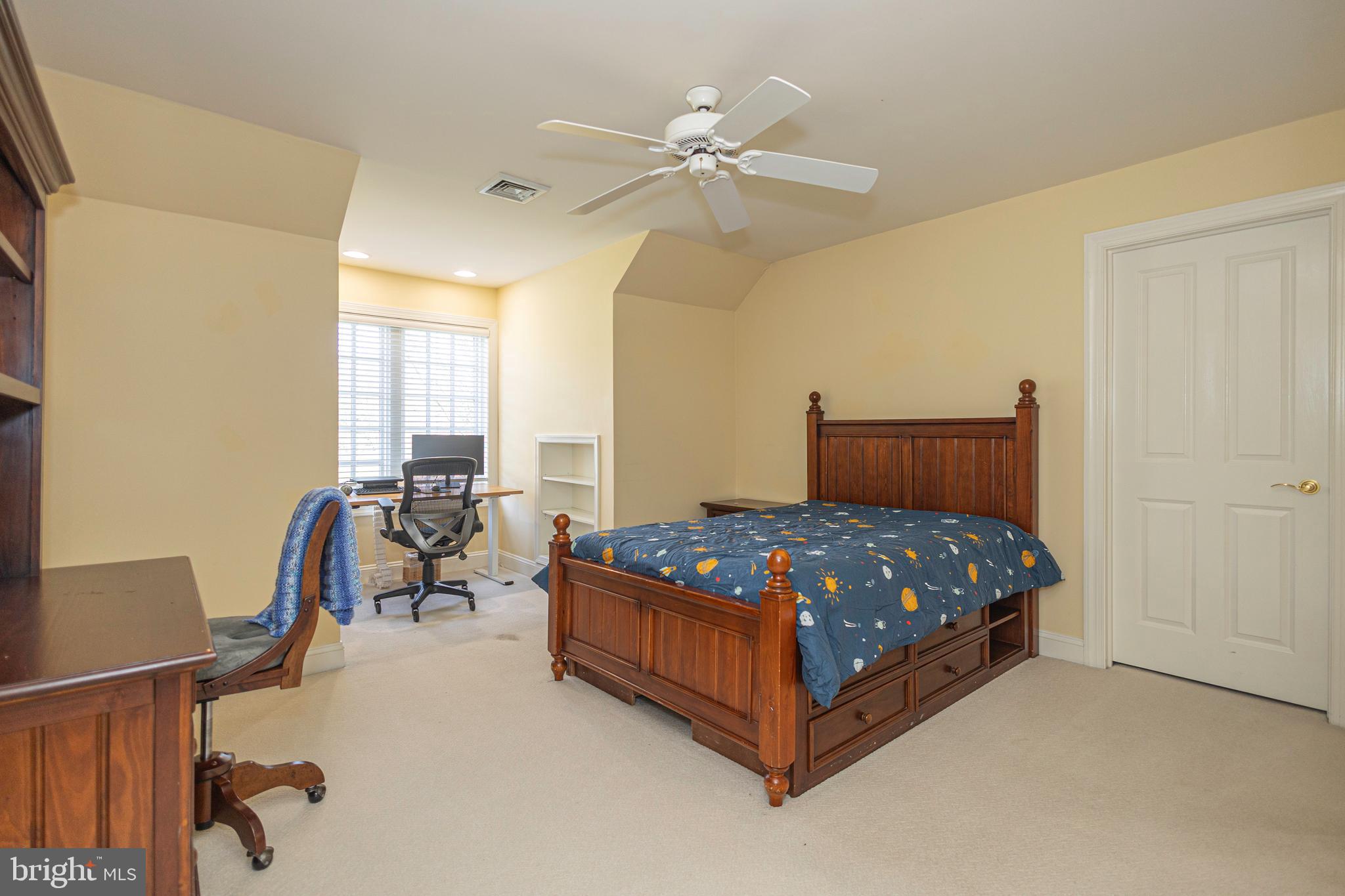 TAMARACK FARM - Residential