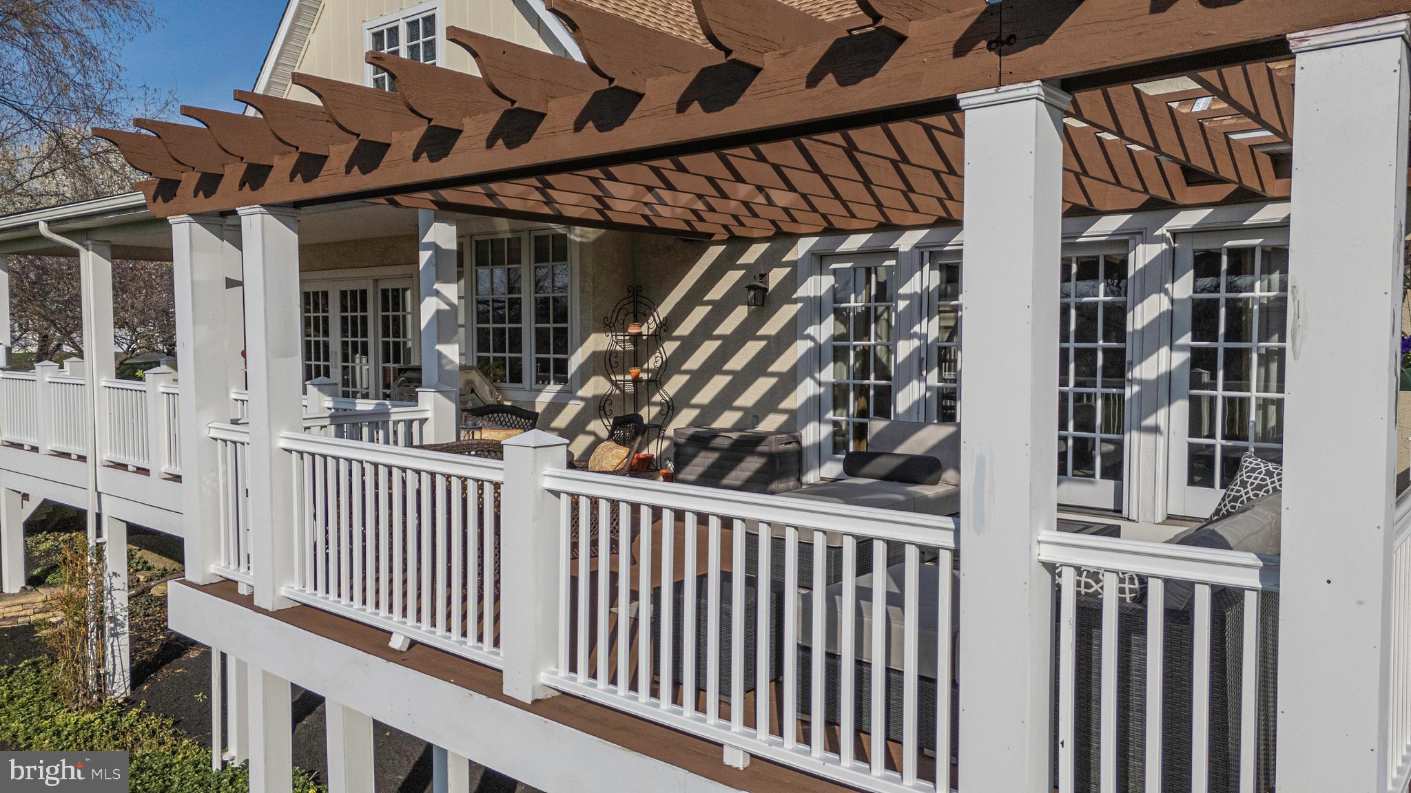 TAMARACK FARM - Residential