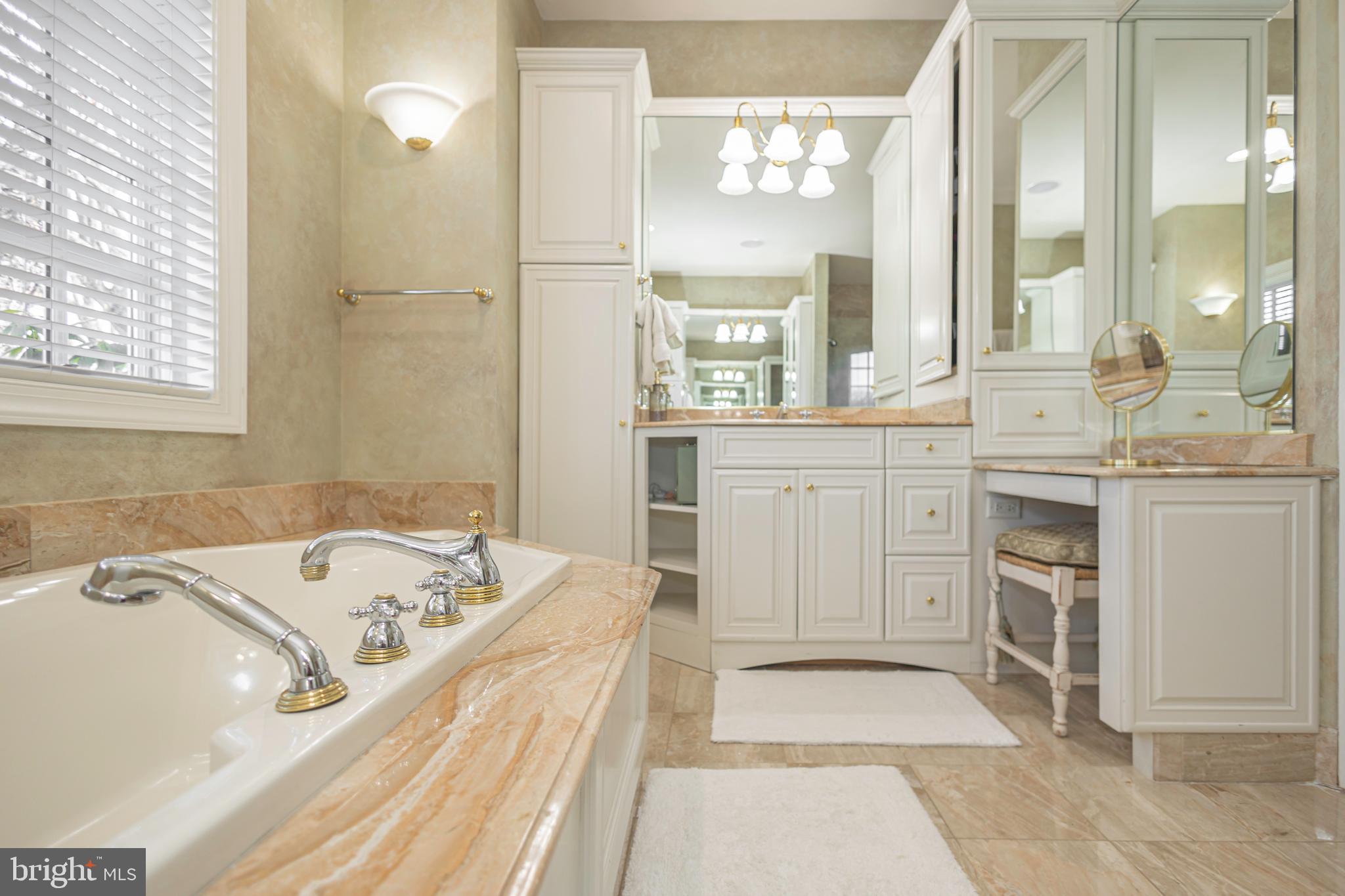 TAMARACK FARM - Residential