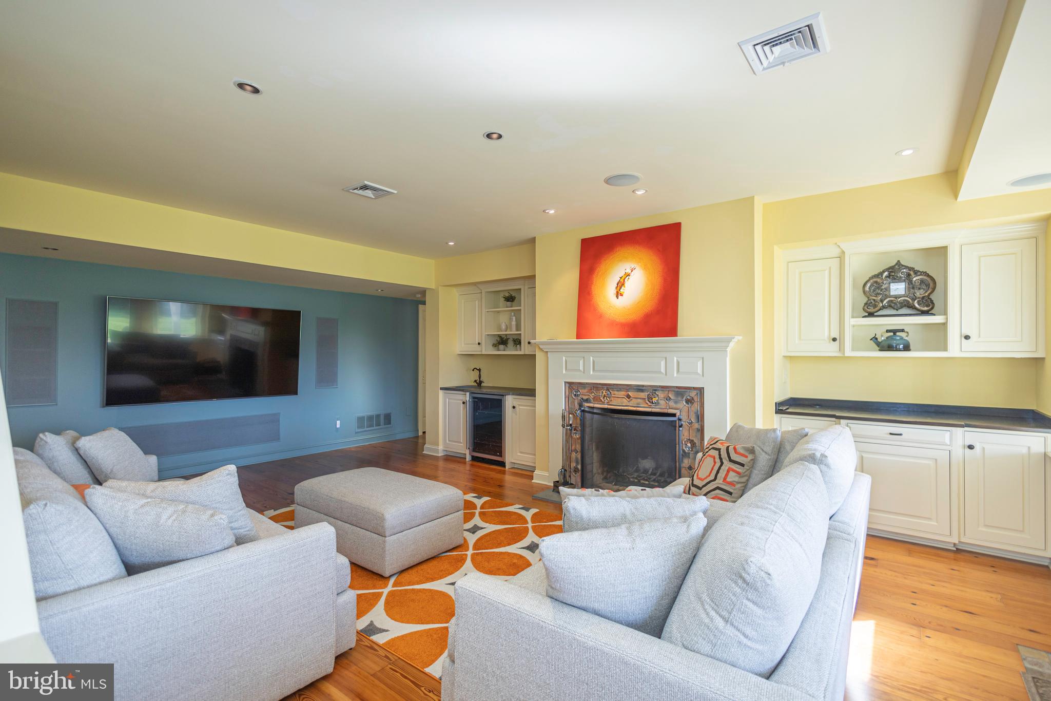 TAMARACK FARM - Residential