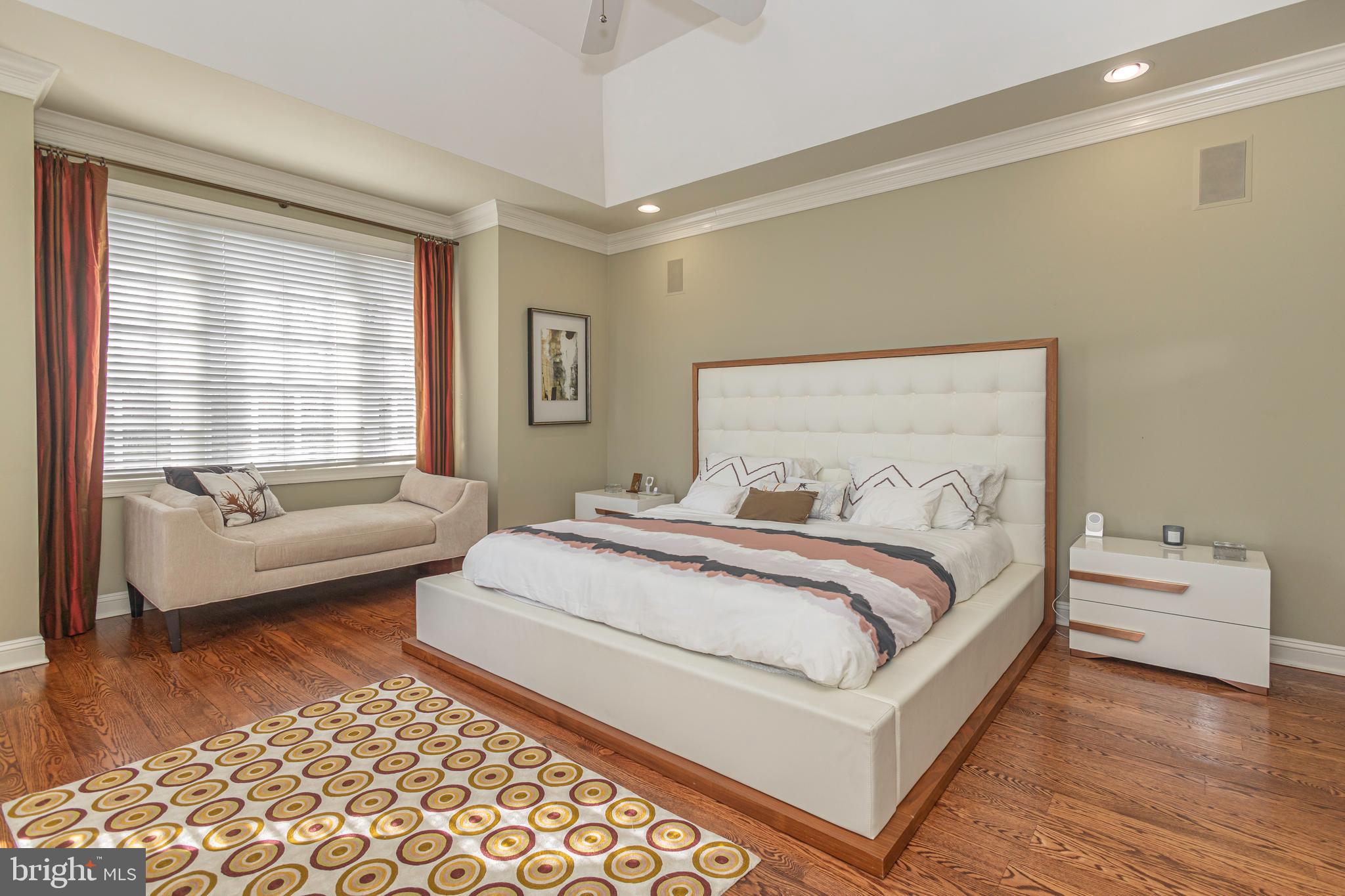 TAMARACK FARM - Residential