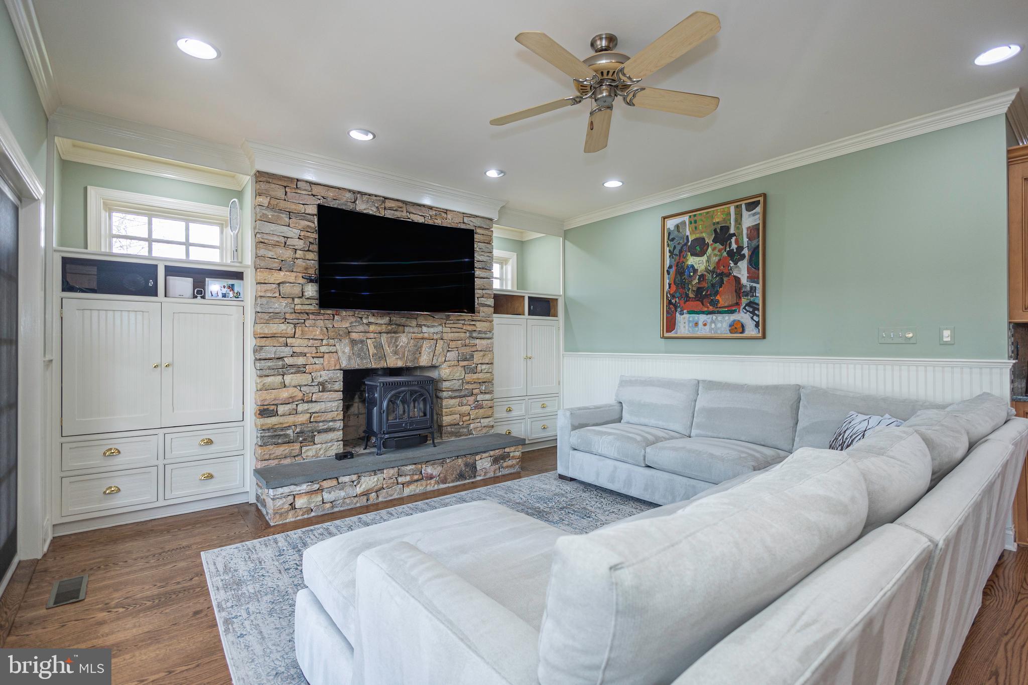 TAMARACK FARM - Residential