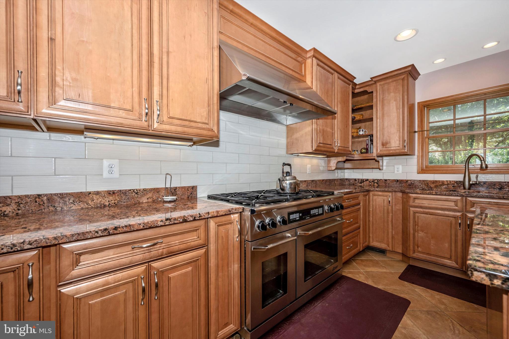 SPRING RIDGE - Residential