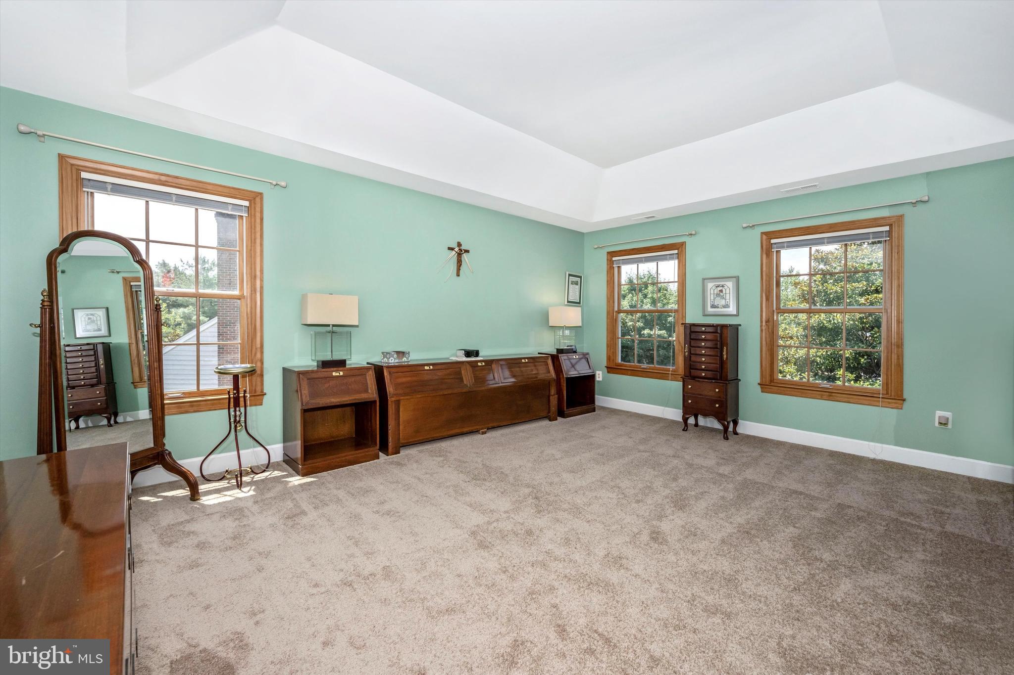 SPRING RIDGE - Residential