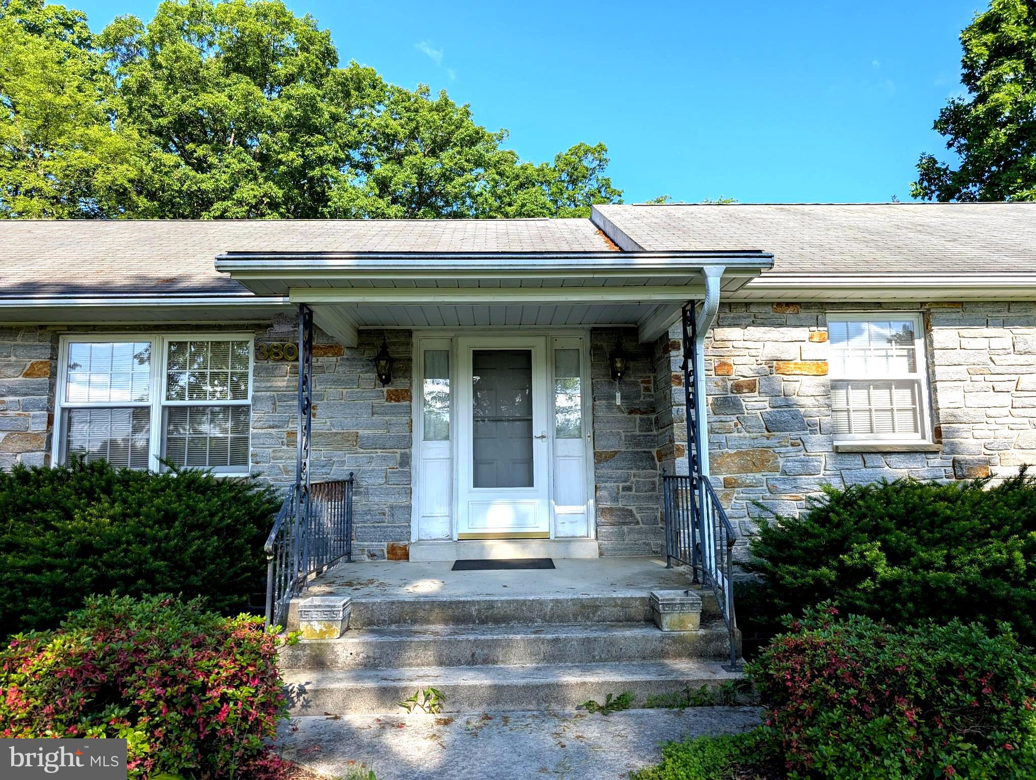 380 BELMONT ROAD