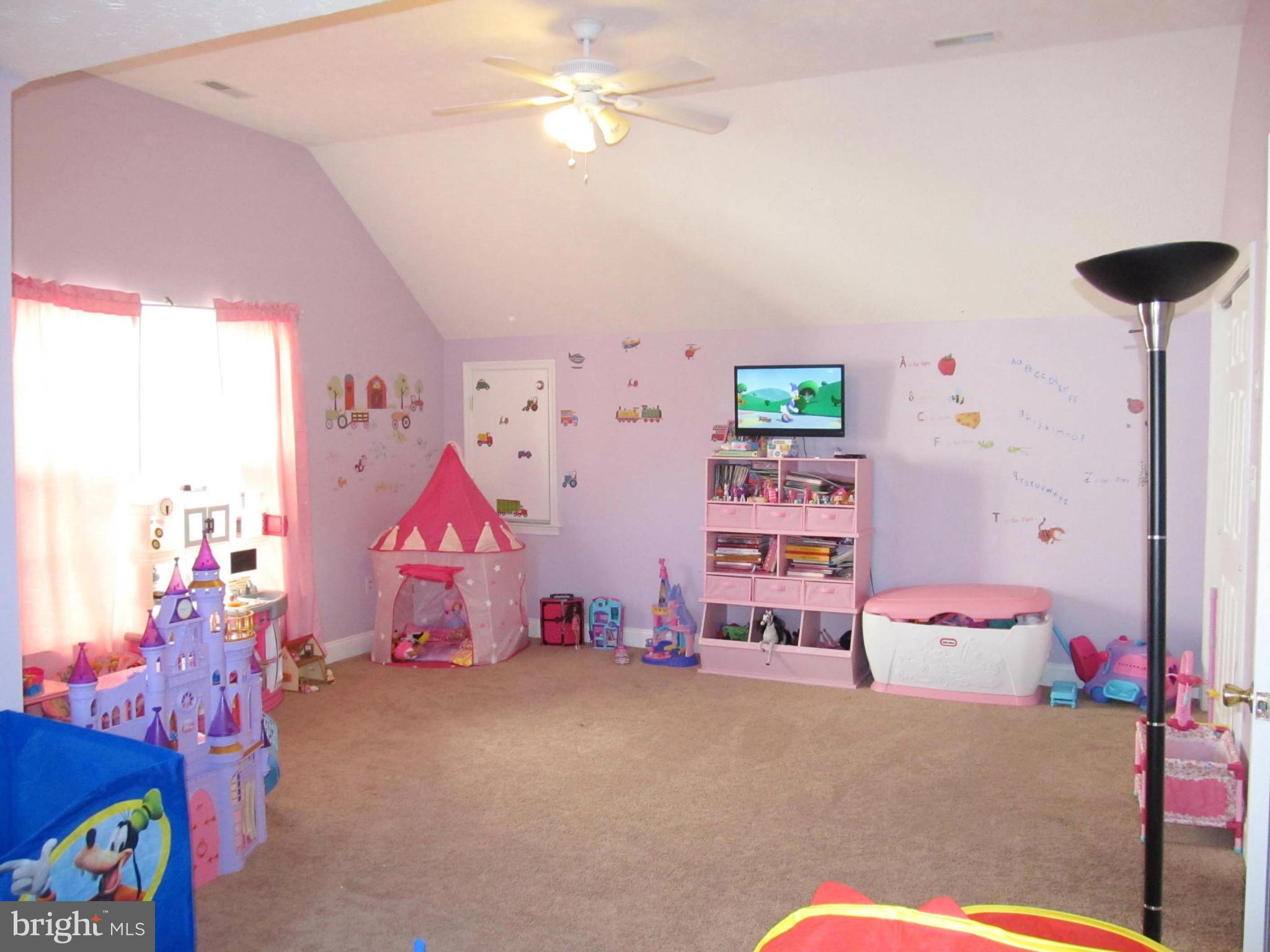 ASHFORD - Residential