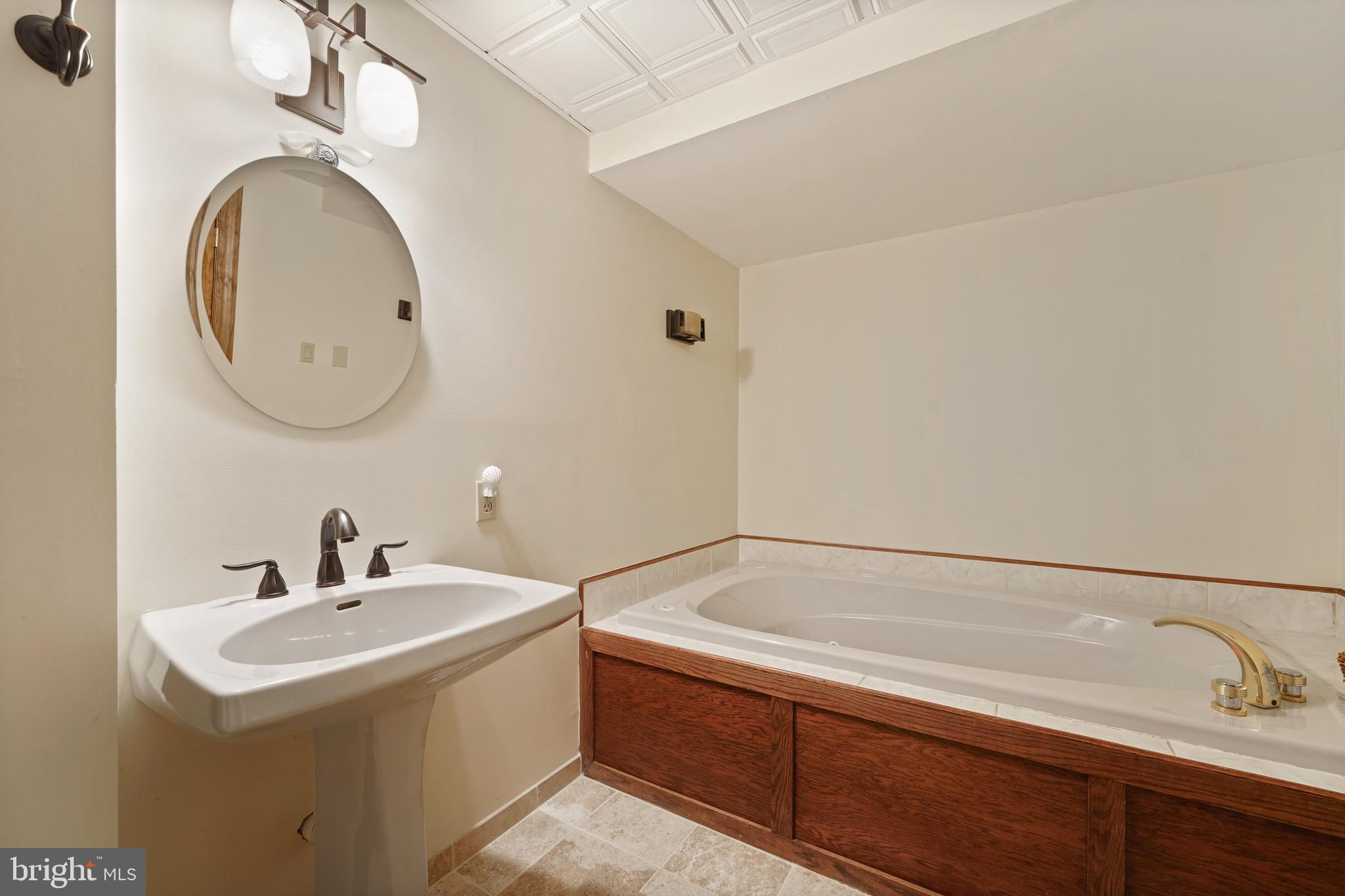 CHARLESTOWN TWP - Residential Lease