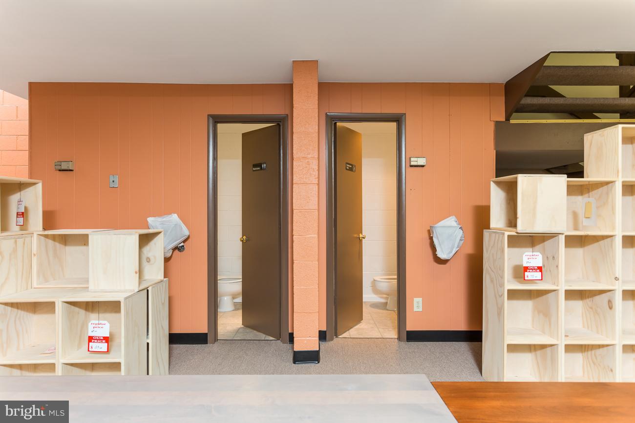 BUILD AMERICA - Commercial Sale