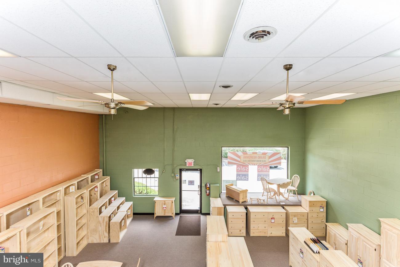 BUILD AMERICA - Commercial Sale