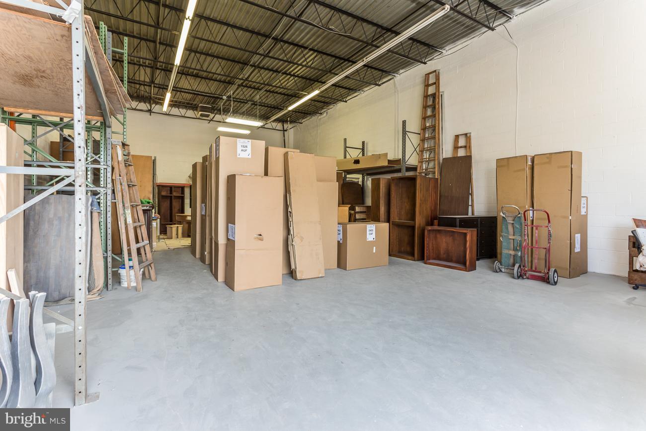 BUILD AMERICA - Commercial Sale