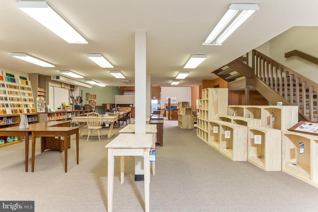 BUILD AMERICA - Commercial Sale