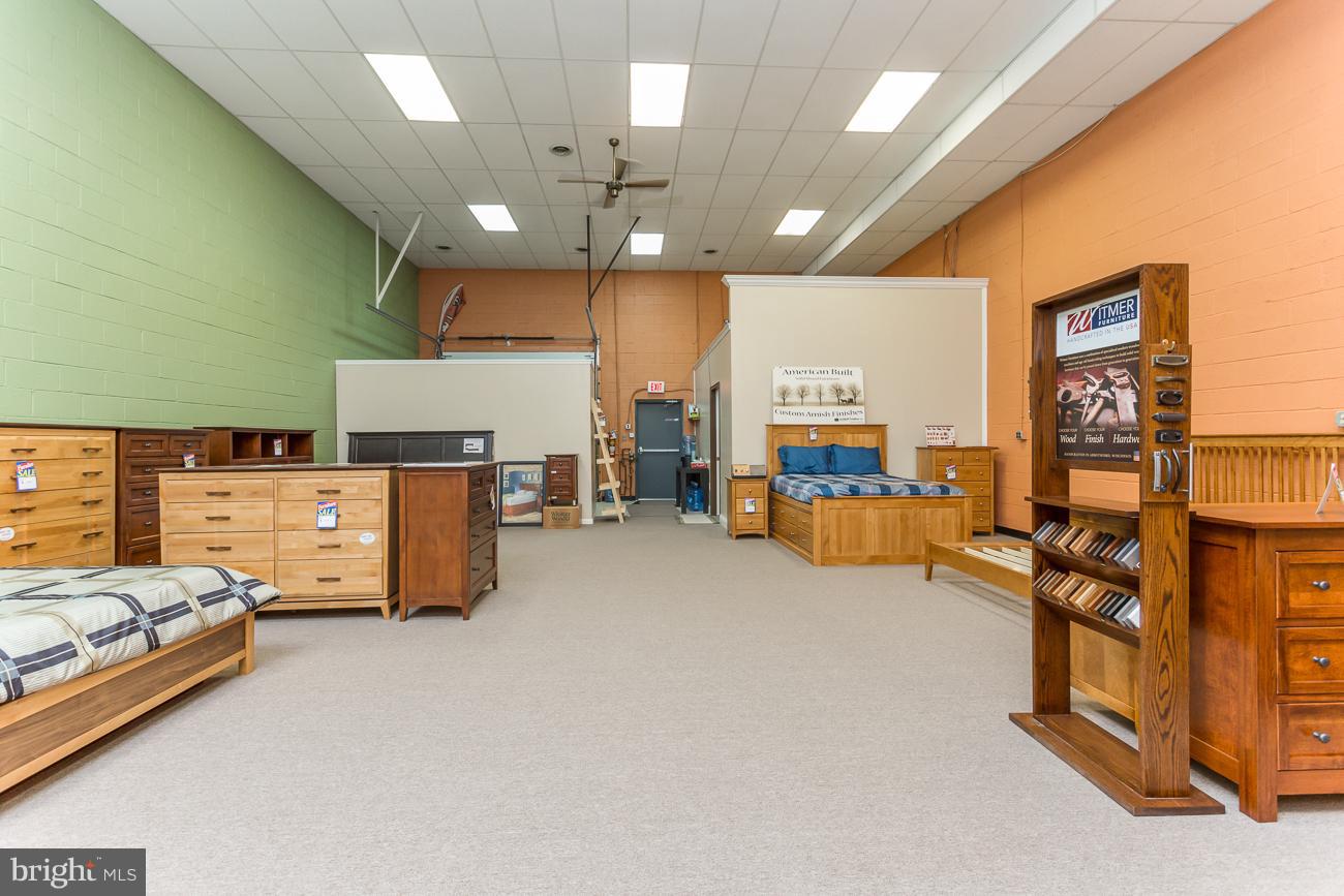 BUILD AMERICA - Commercial Sale