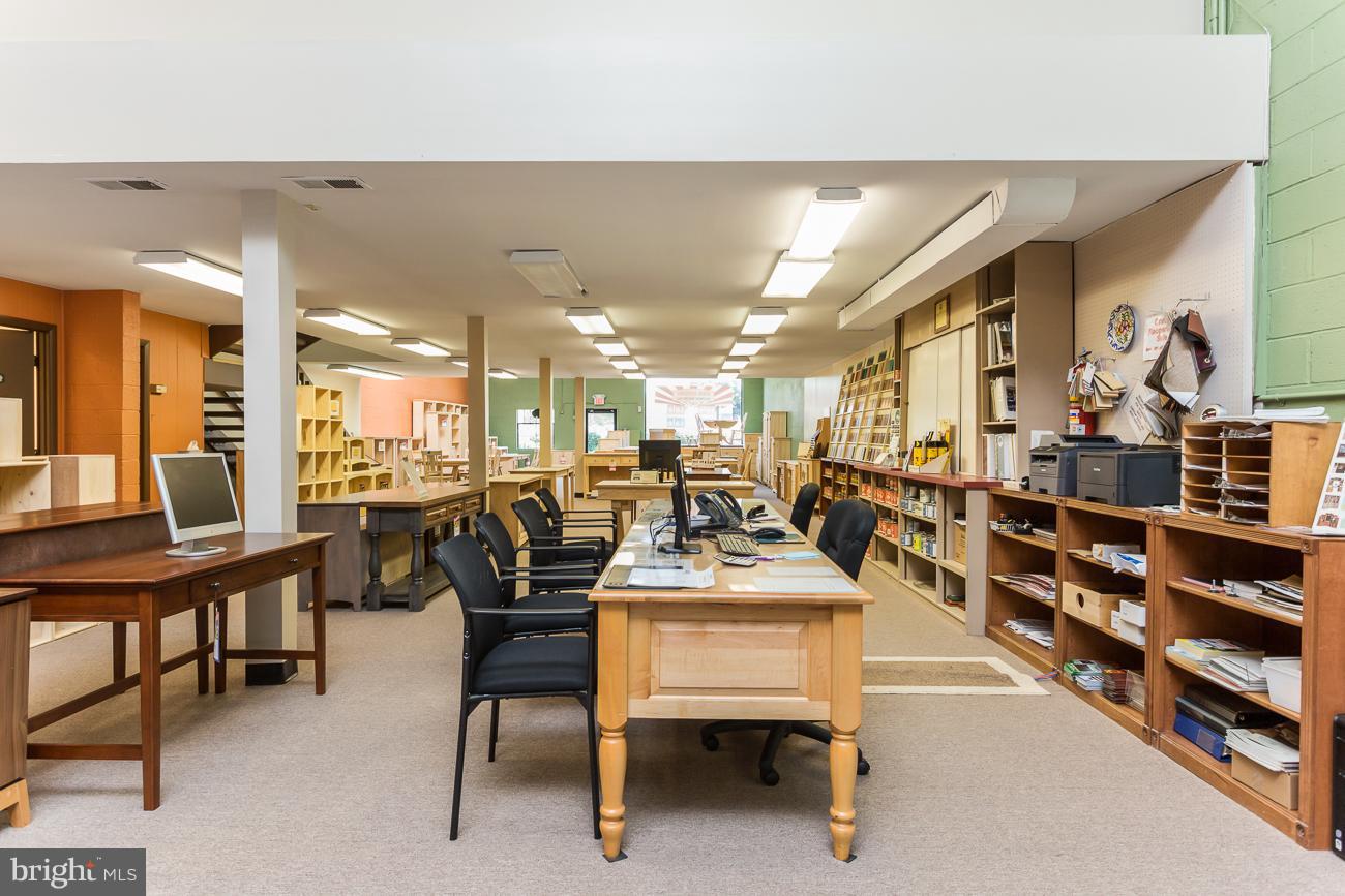 BUILD AMERICA - Commercial Sale