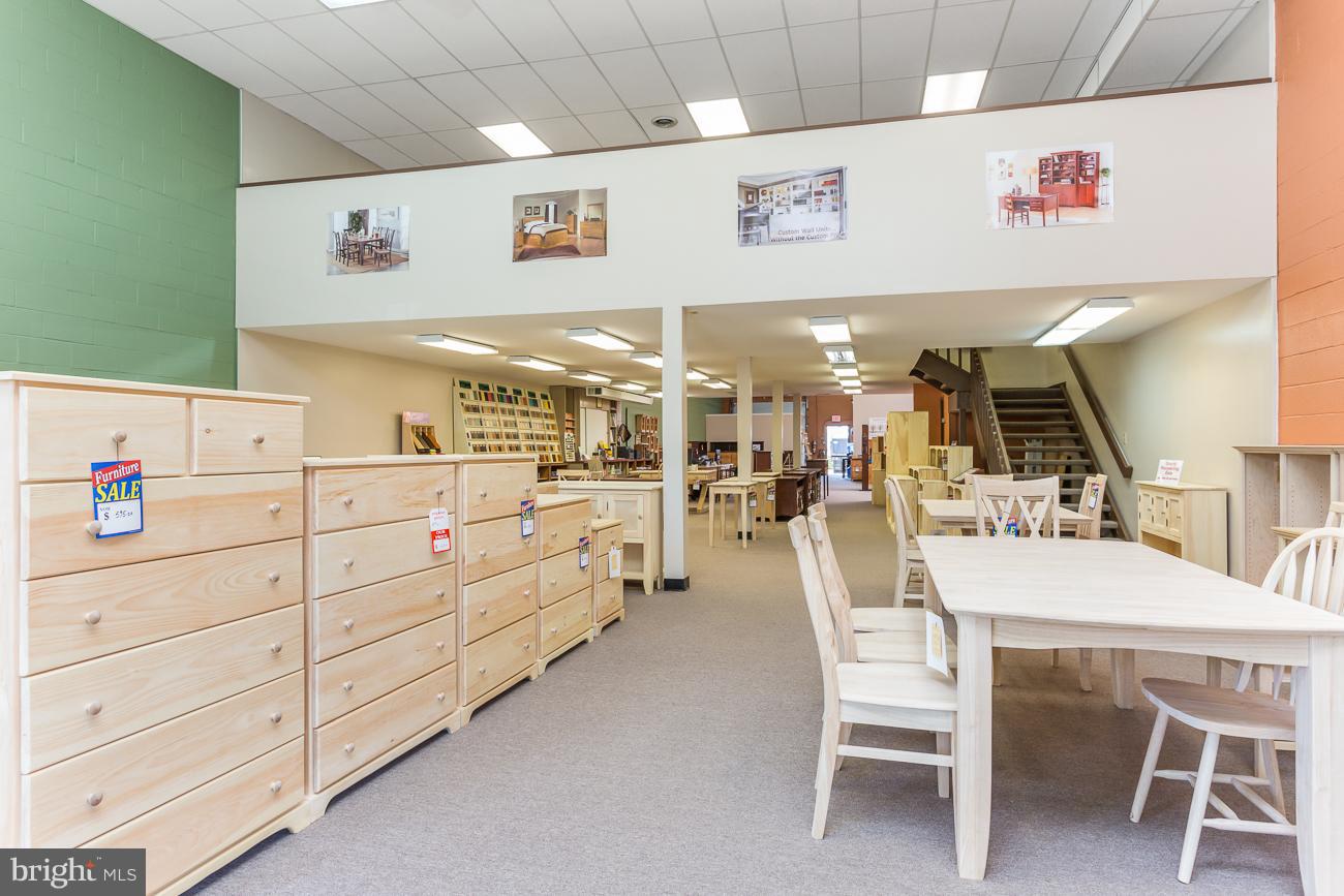 BUILD AMERICA - Commercial Sale