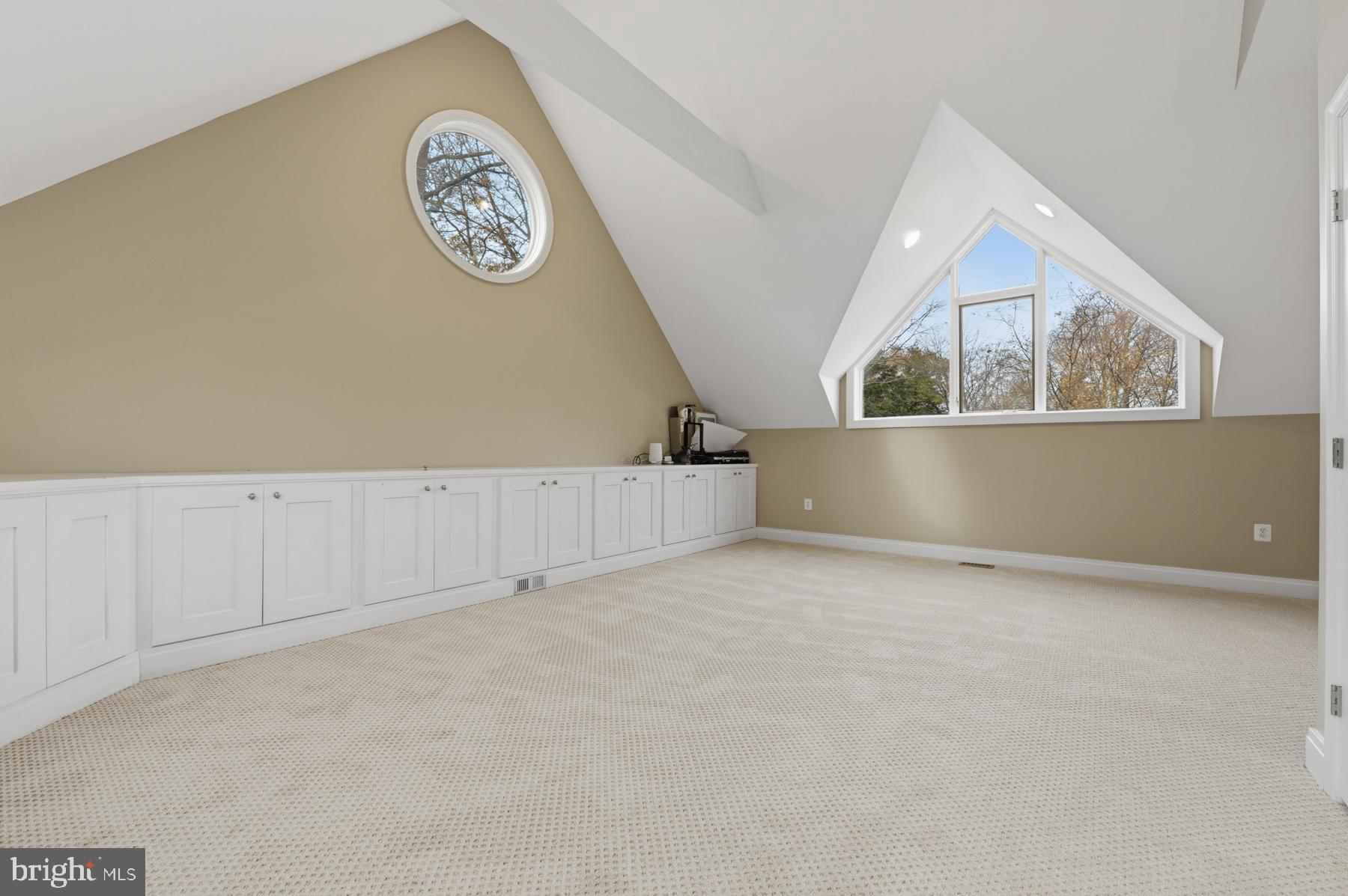 TURNBULL ESTATES - Residential