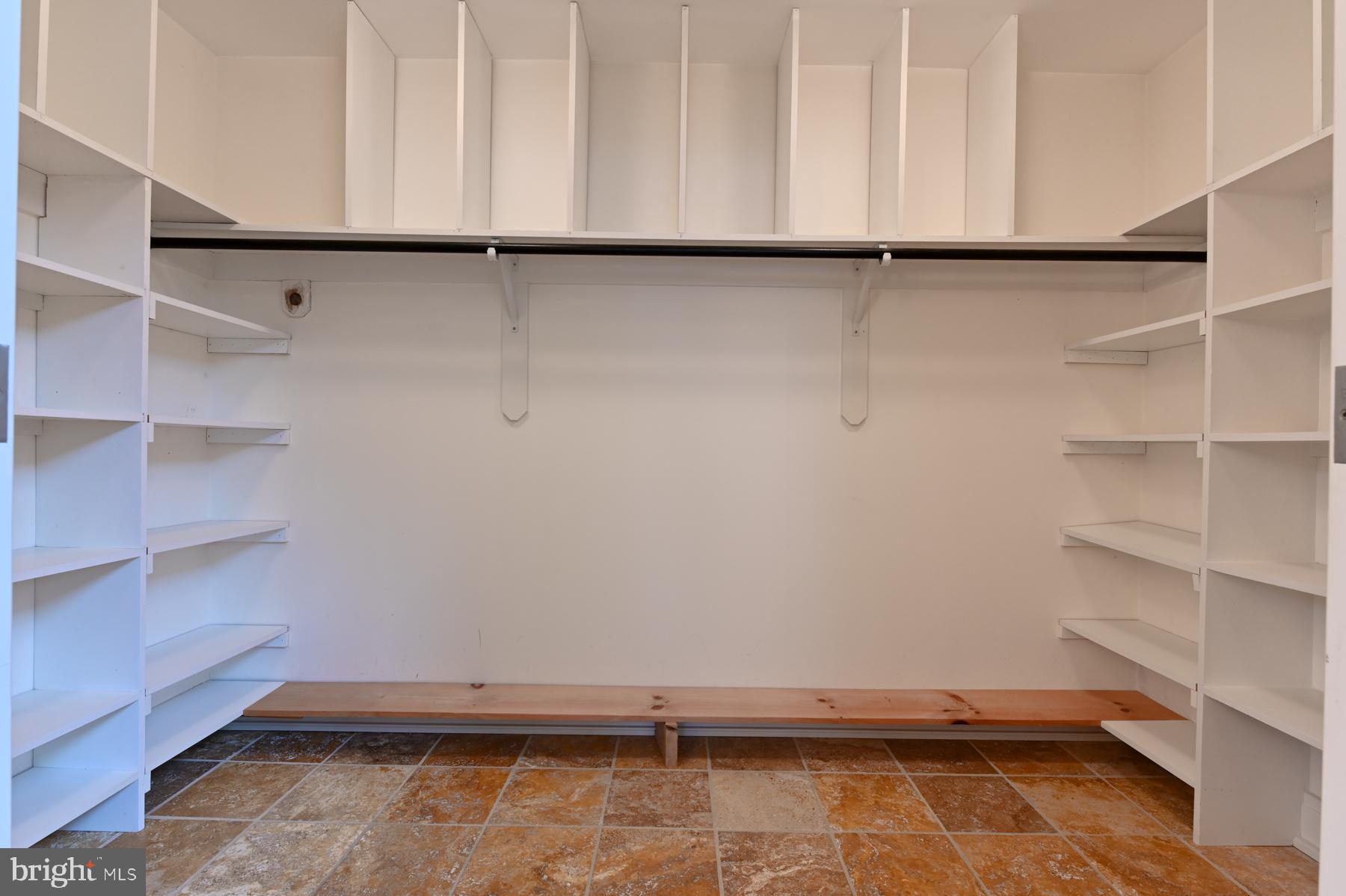 TURNBULL ESTATES - Residential