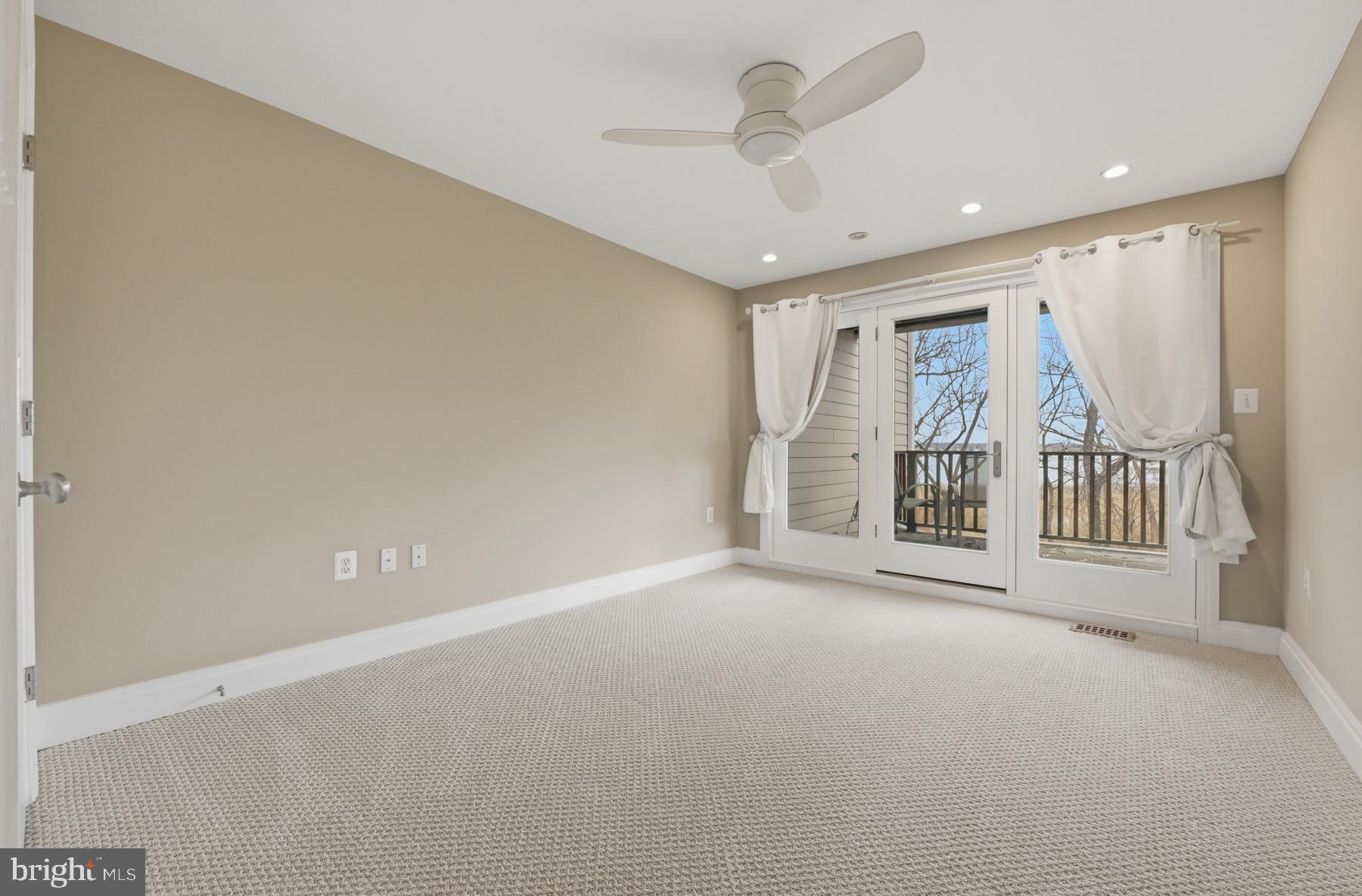 TURNBULL ESTATES - Residential