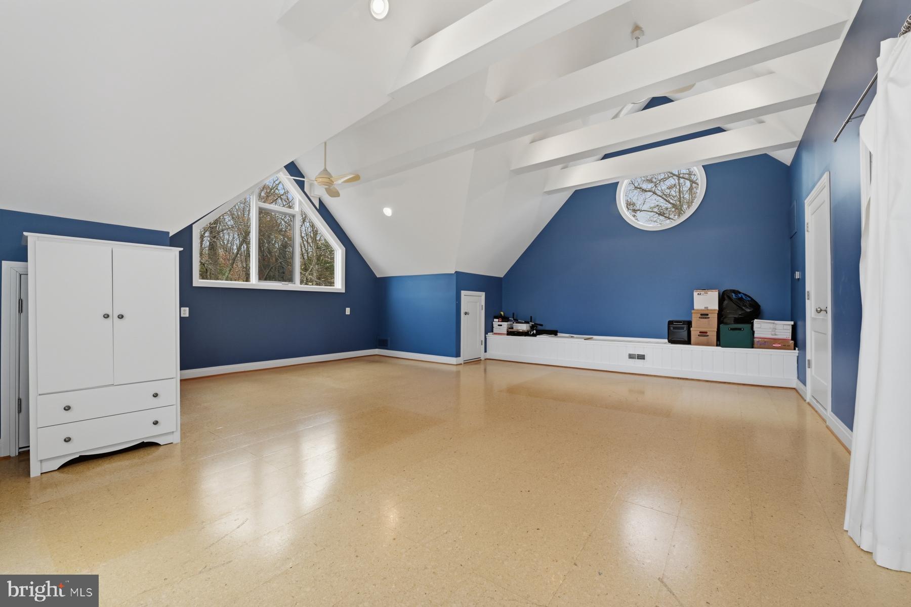 TURNBULL ESTATES - Residential