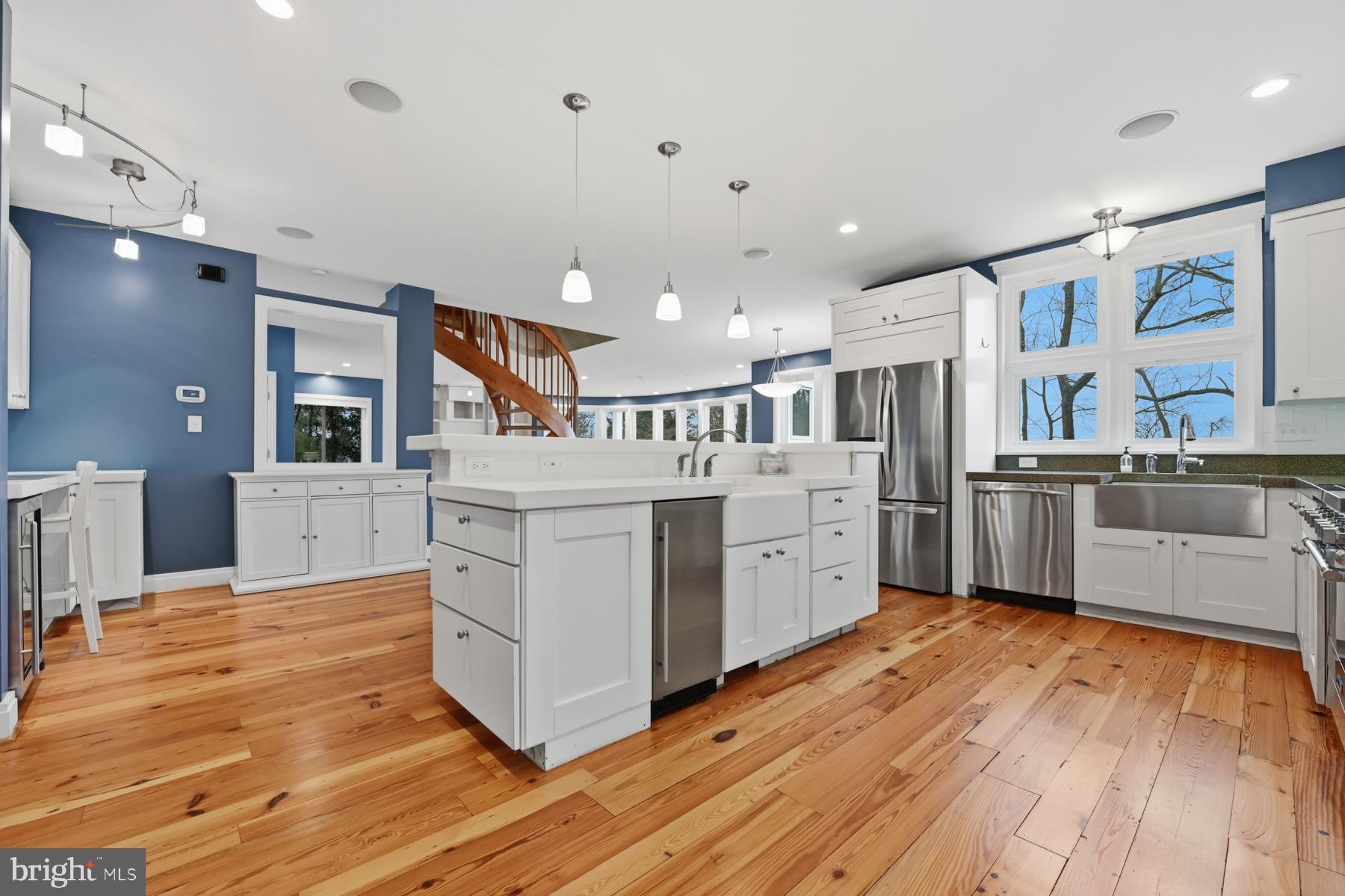 TURNBULL ESTATES - Residential