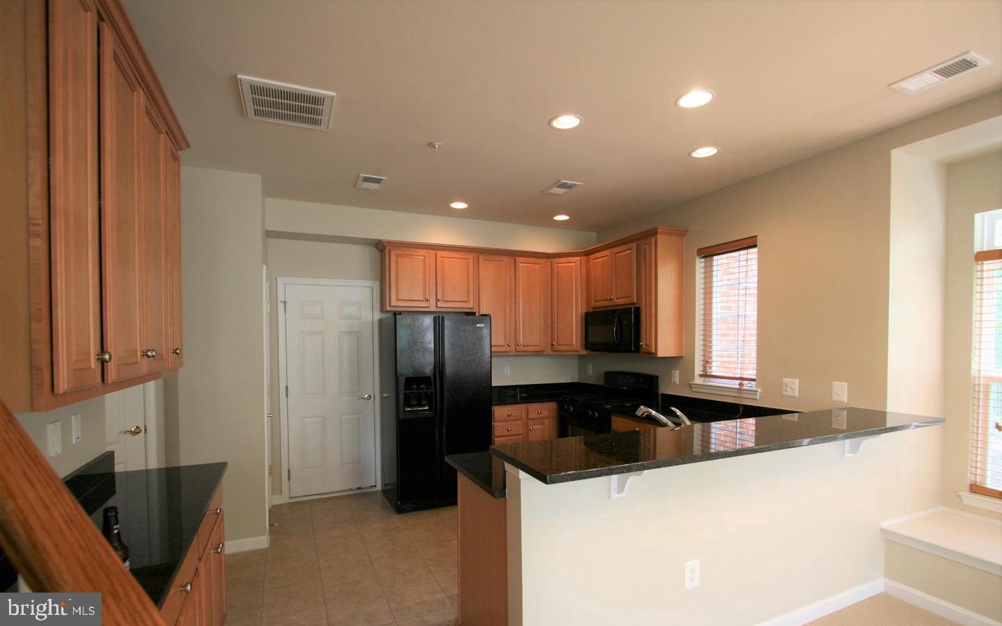 THE TOWNES AT VILLAGE PLACE - Residential Lease