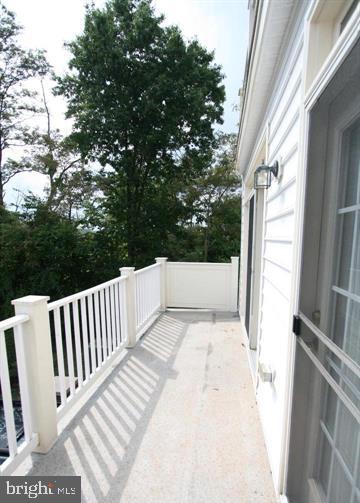 THE TOWNES AT VILLAGE PLACE - Residential Lease