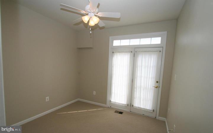 THE TOWNES AT VILLAGE PLACE - Residential Lease