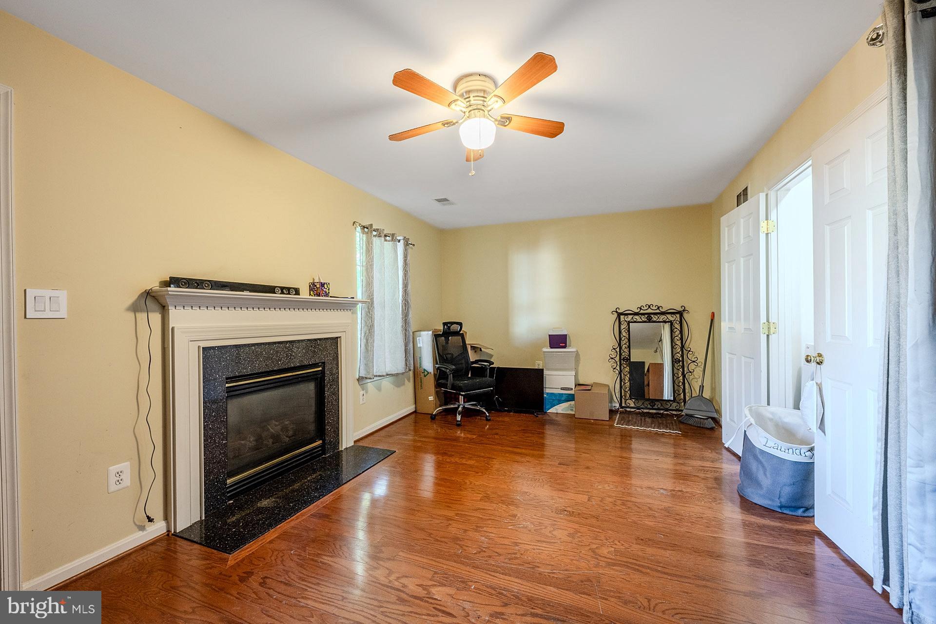 45550 READING TERRACE