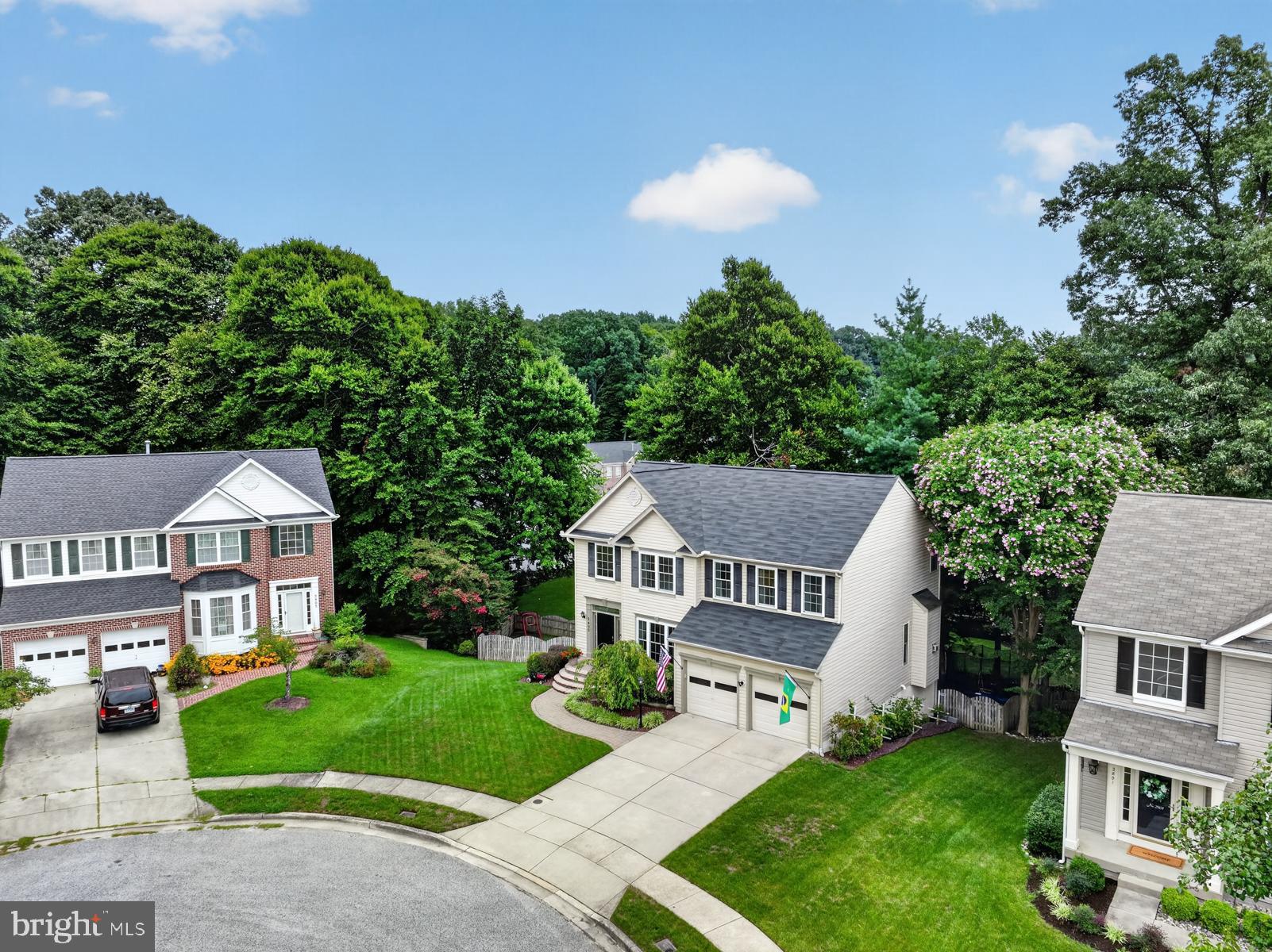 2803 ERNA COURT