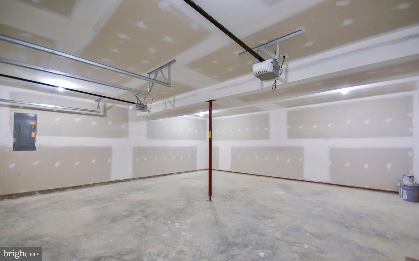 HERITAGE HILLS - Residential