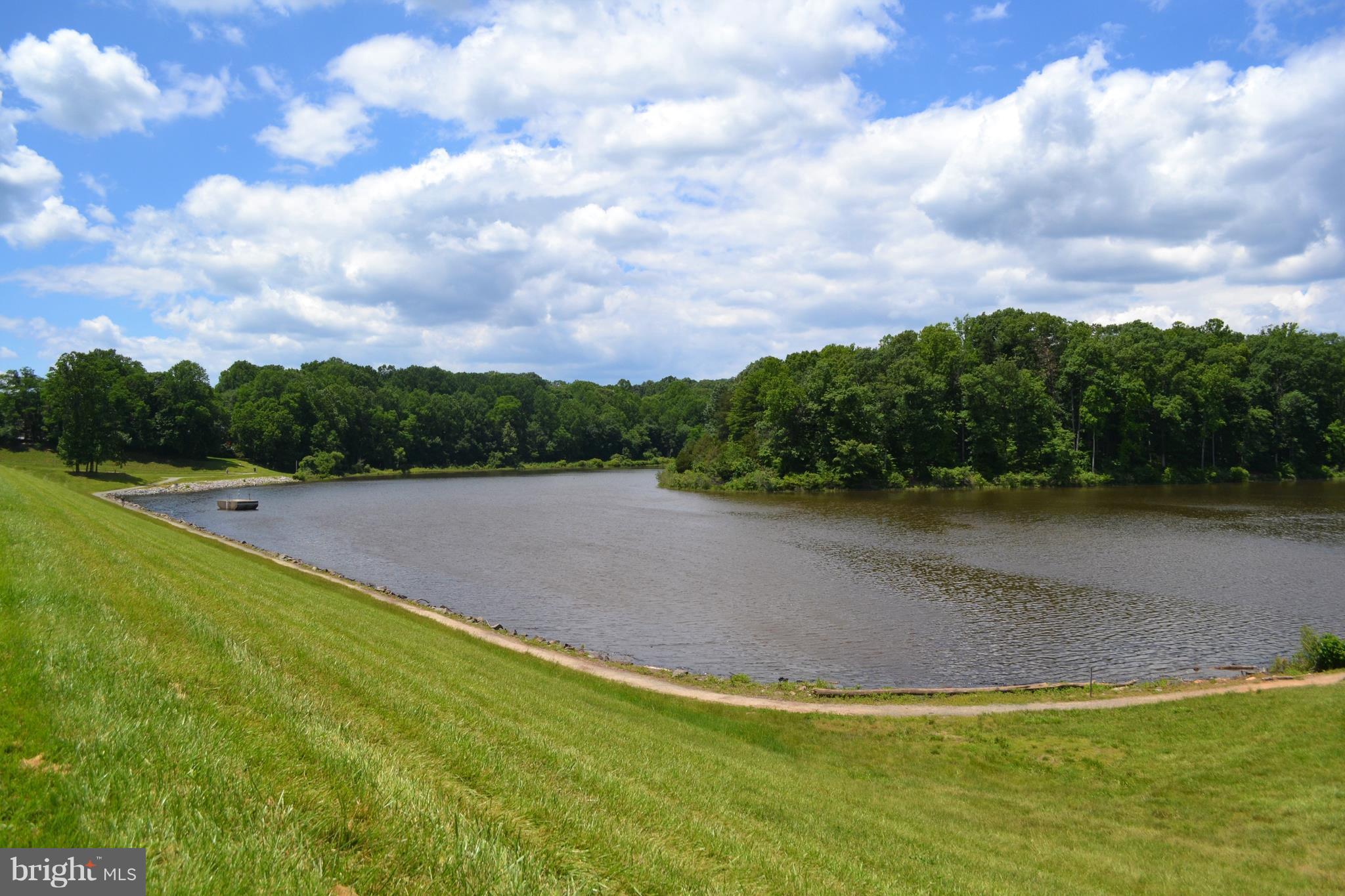 LAKEPOINTE - Residential Lease