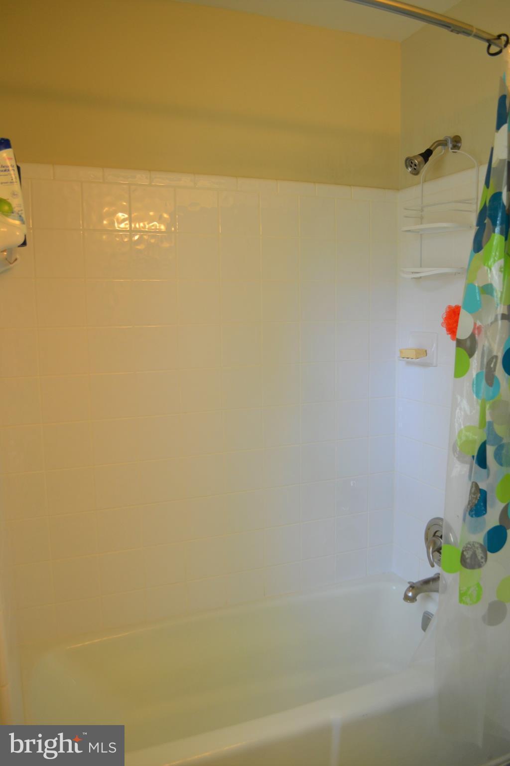 LAKEPOINTE - Residential Lease