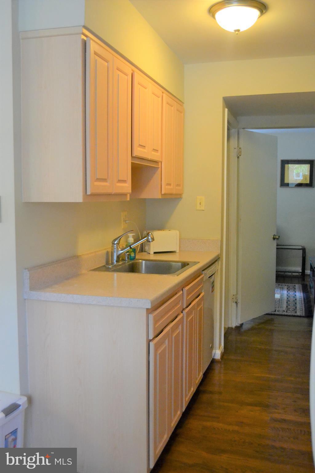 LAKEPOINTE - Residential Lease