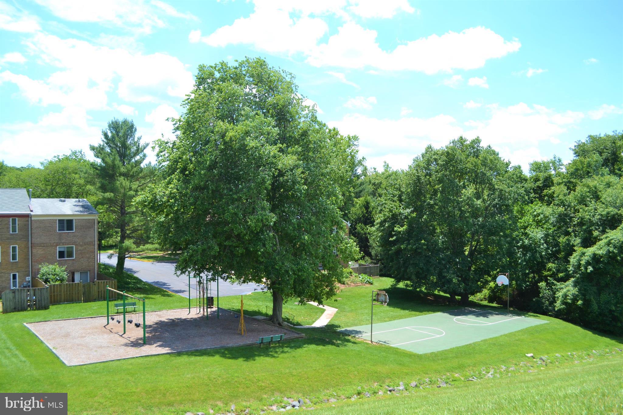 LAKEPOINTE - Residential Lease